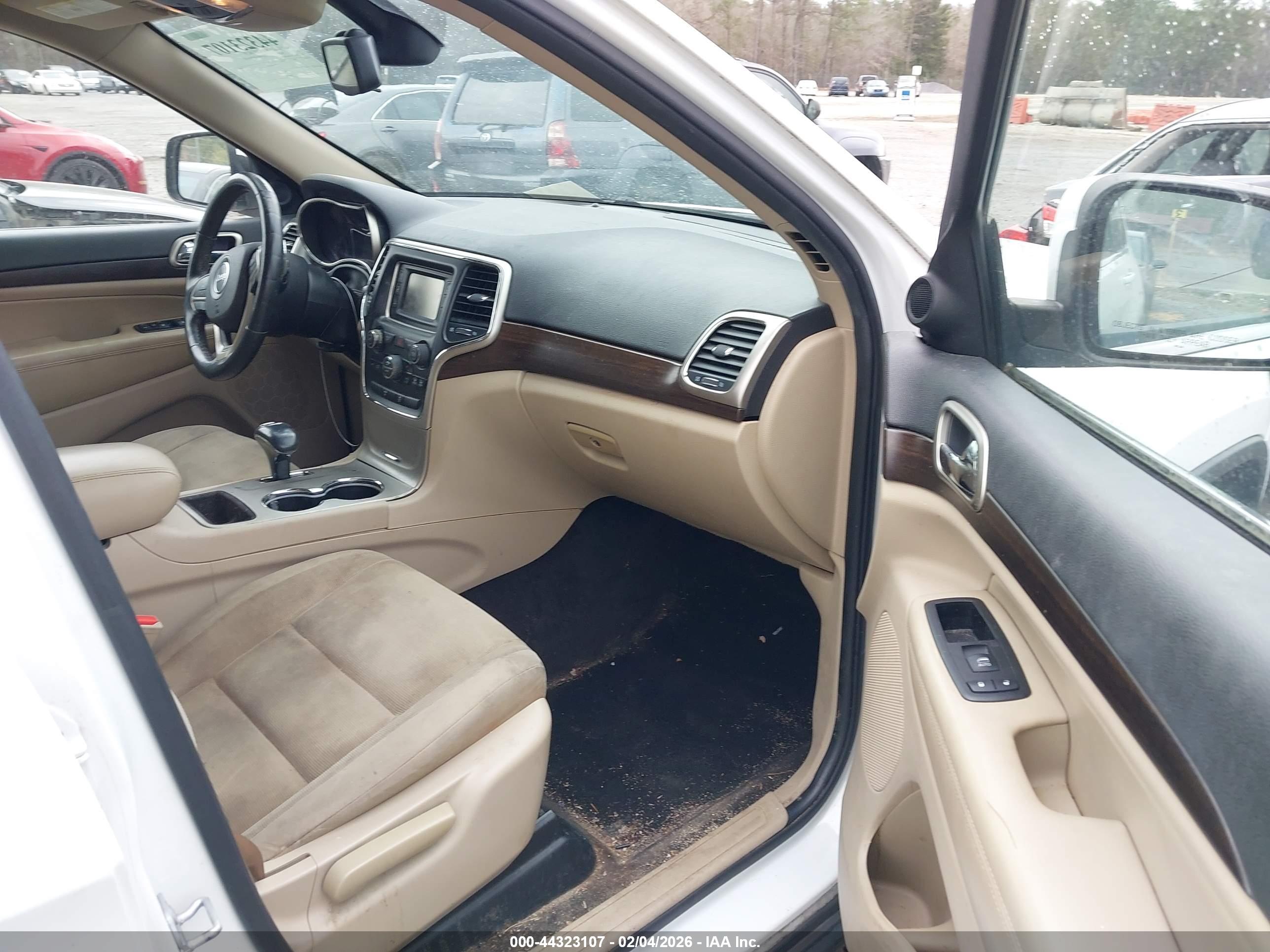JEEP GRAND image 5