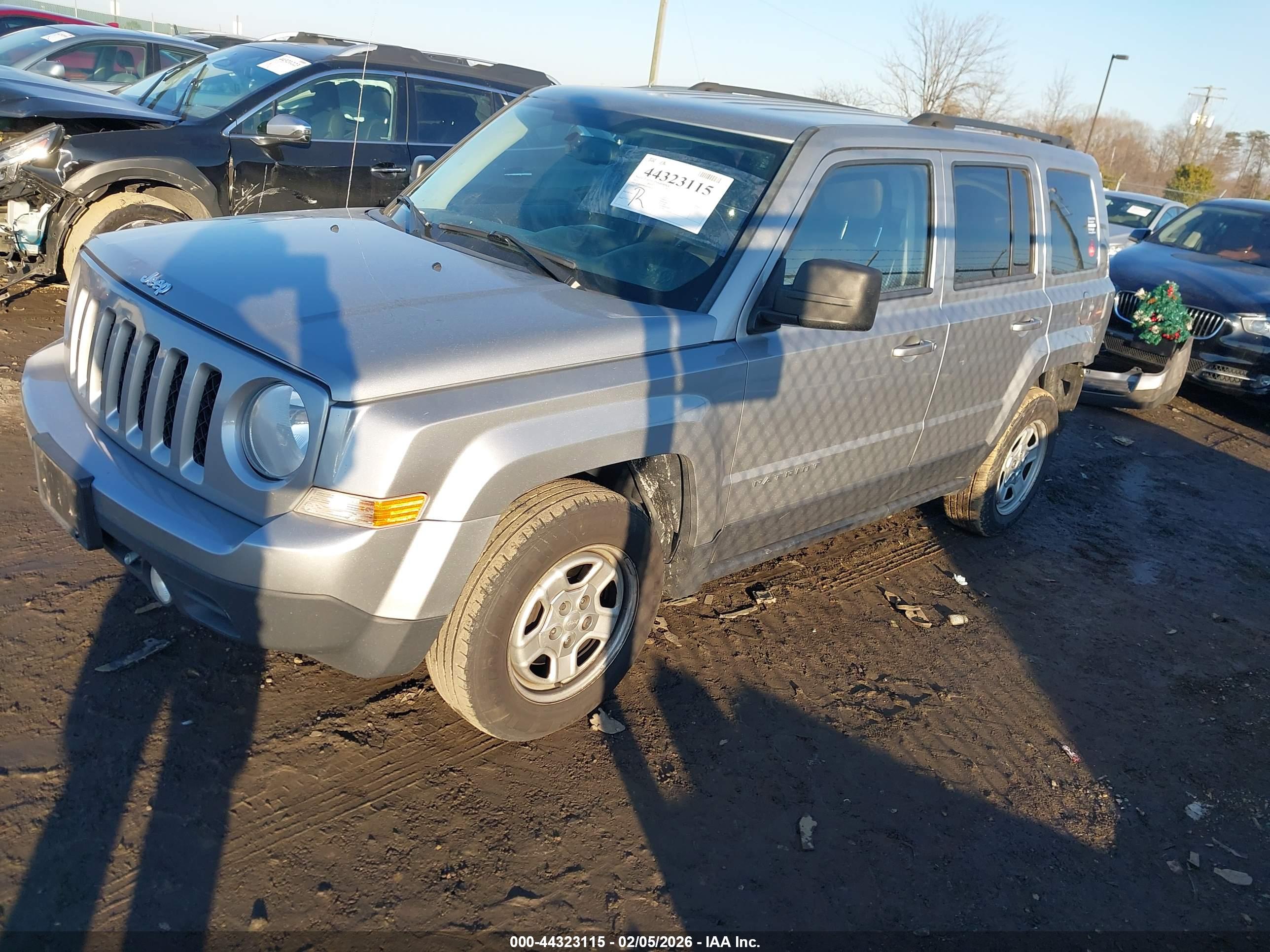 JEEP PATRIOT image 2
