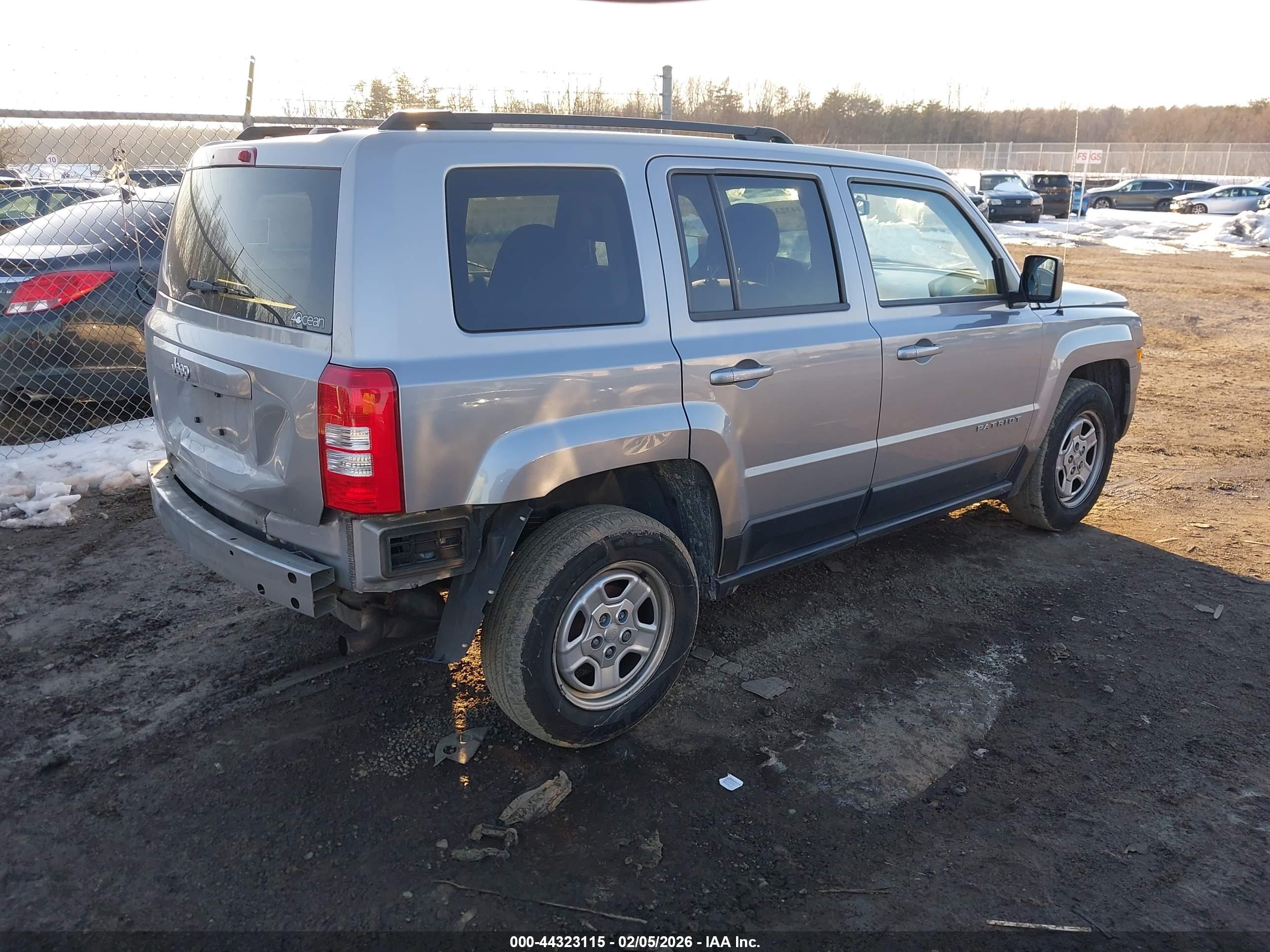 JEEP PATRIOT image 4