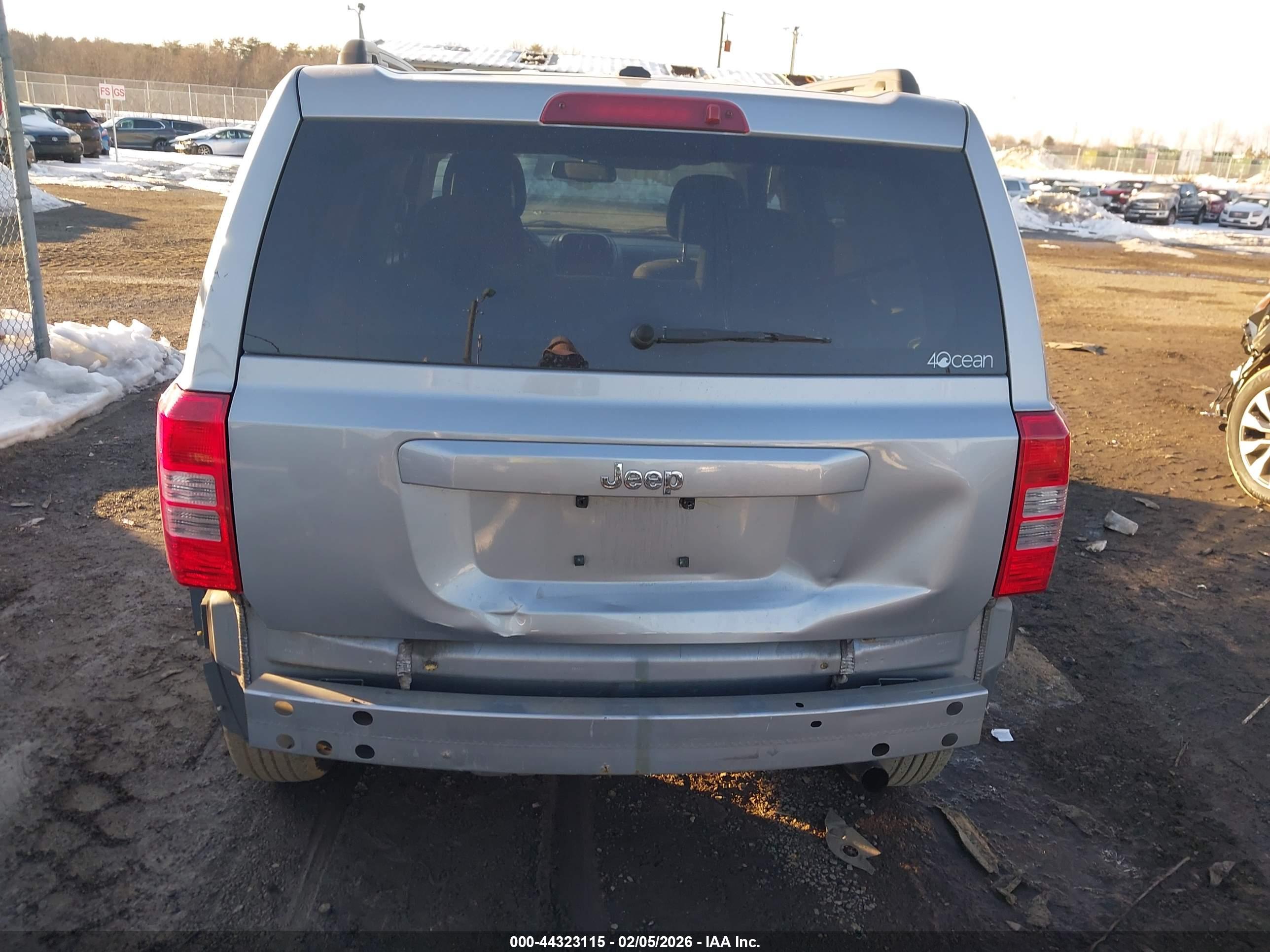 JEEP PATRIOT image 6