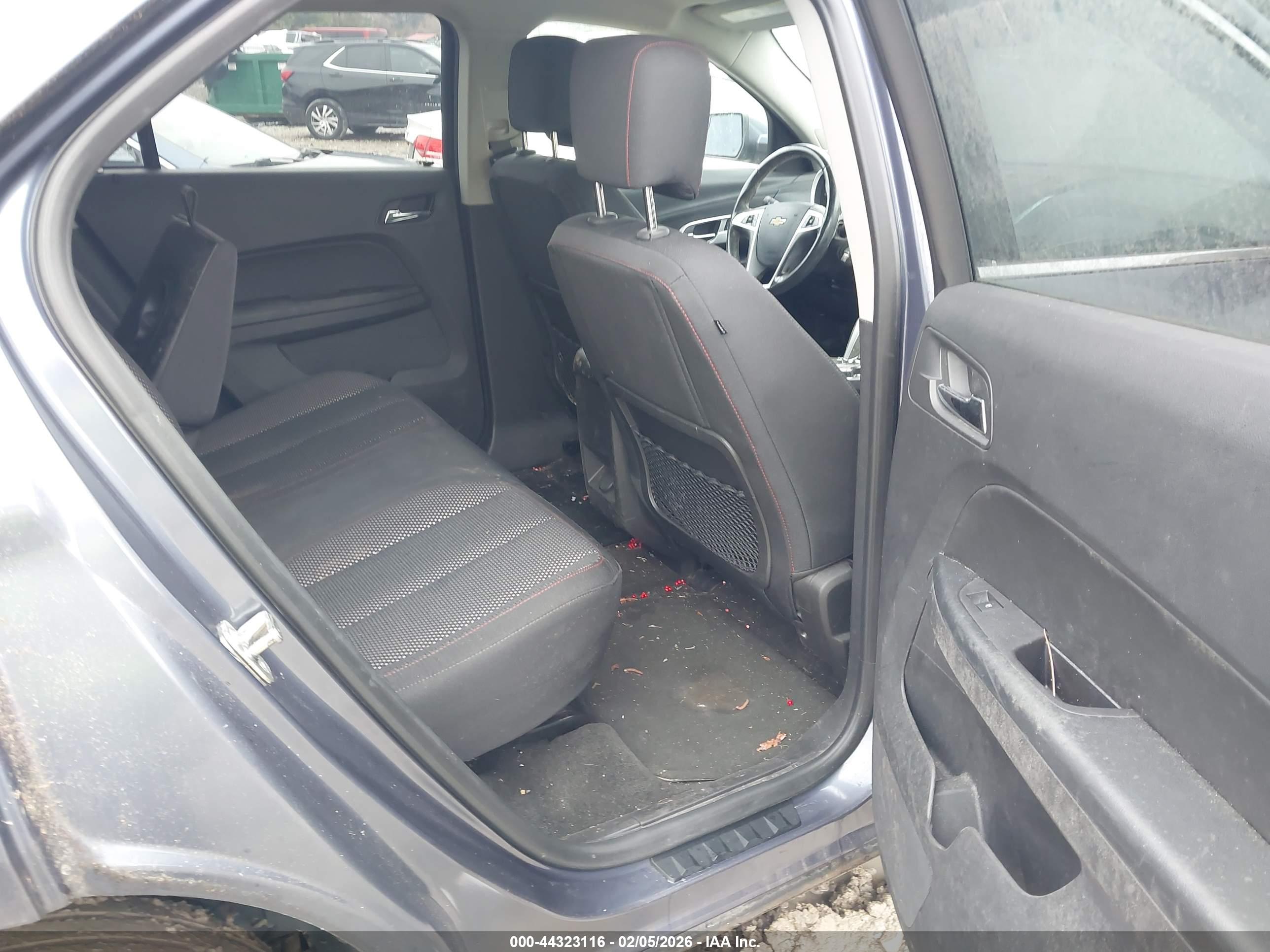 CHEVROLET EQUINOX image 8