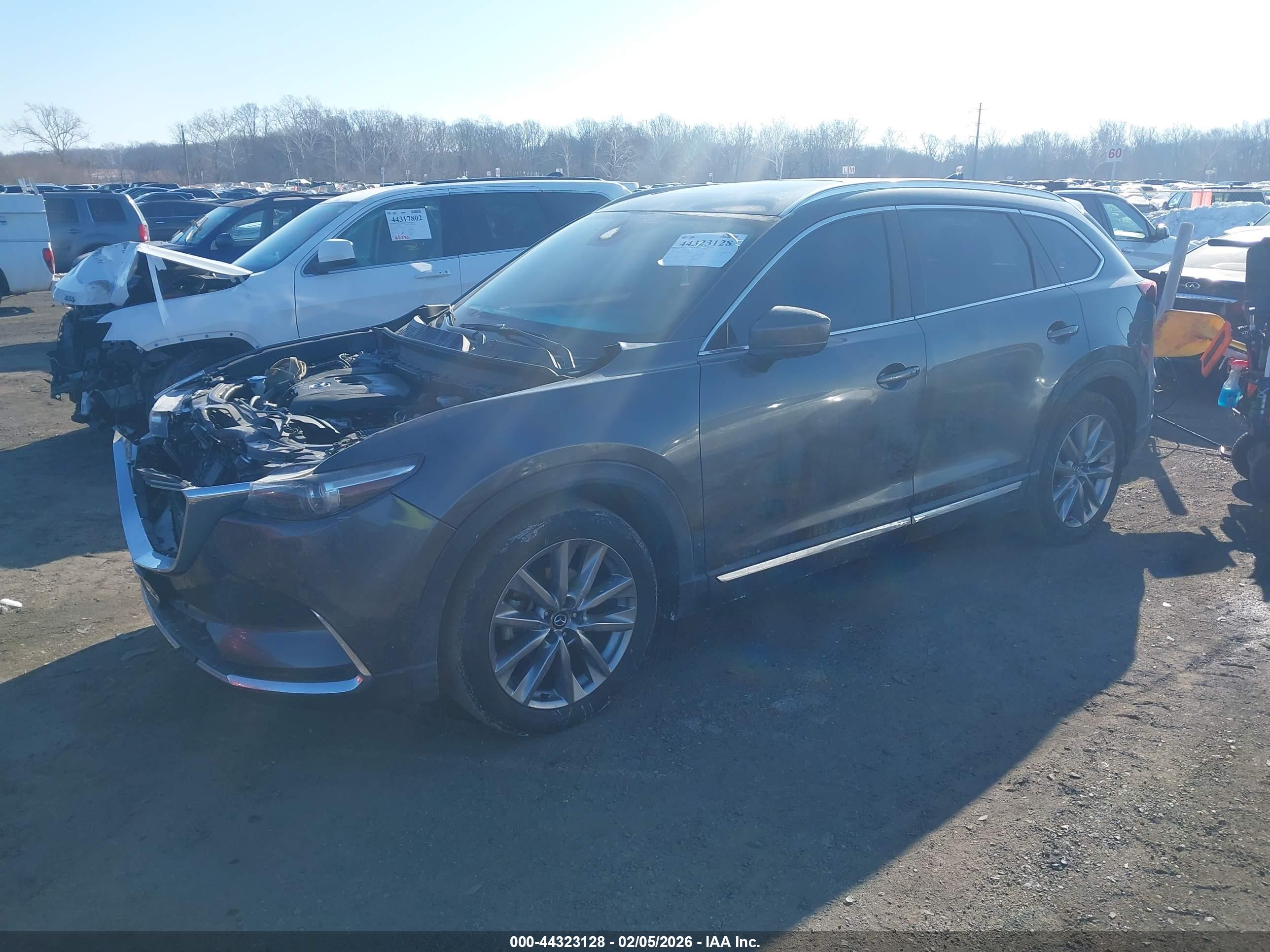 MAZDA CX-9 image 2