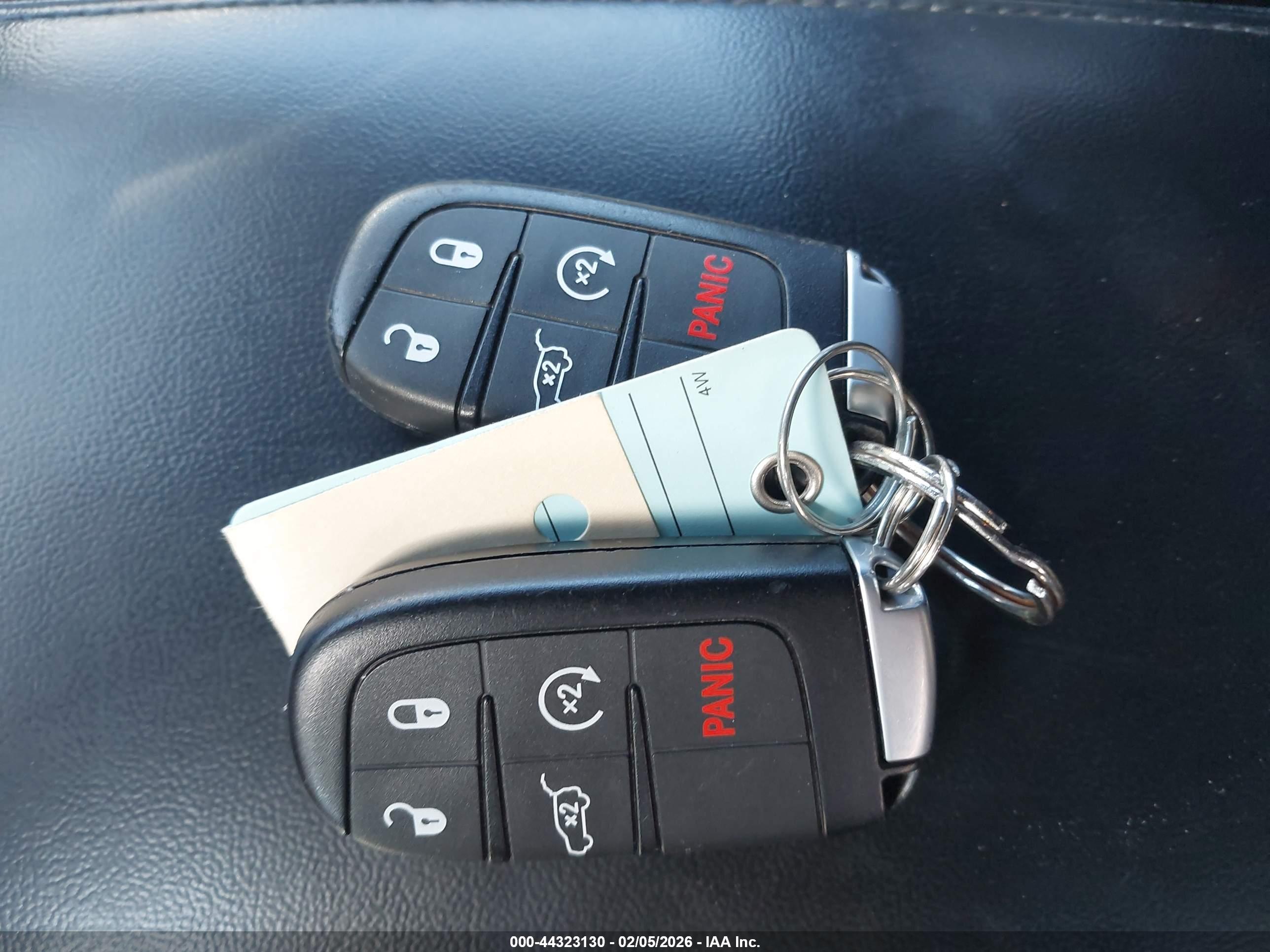 JEEP GRAND image 11