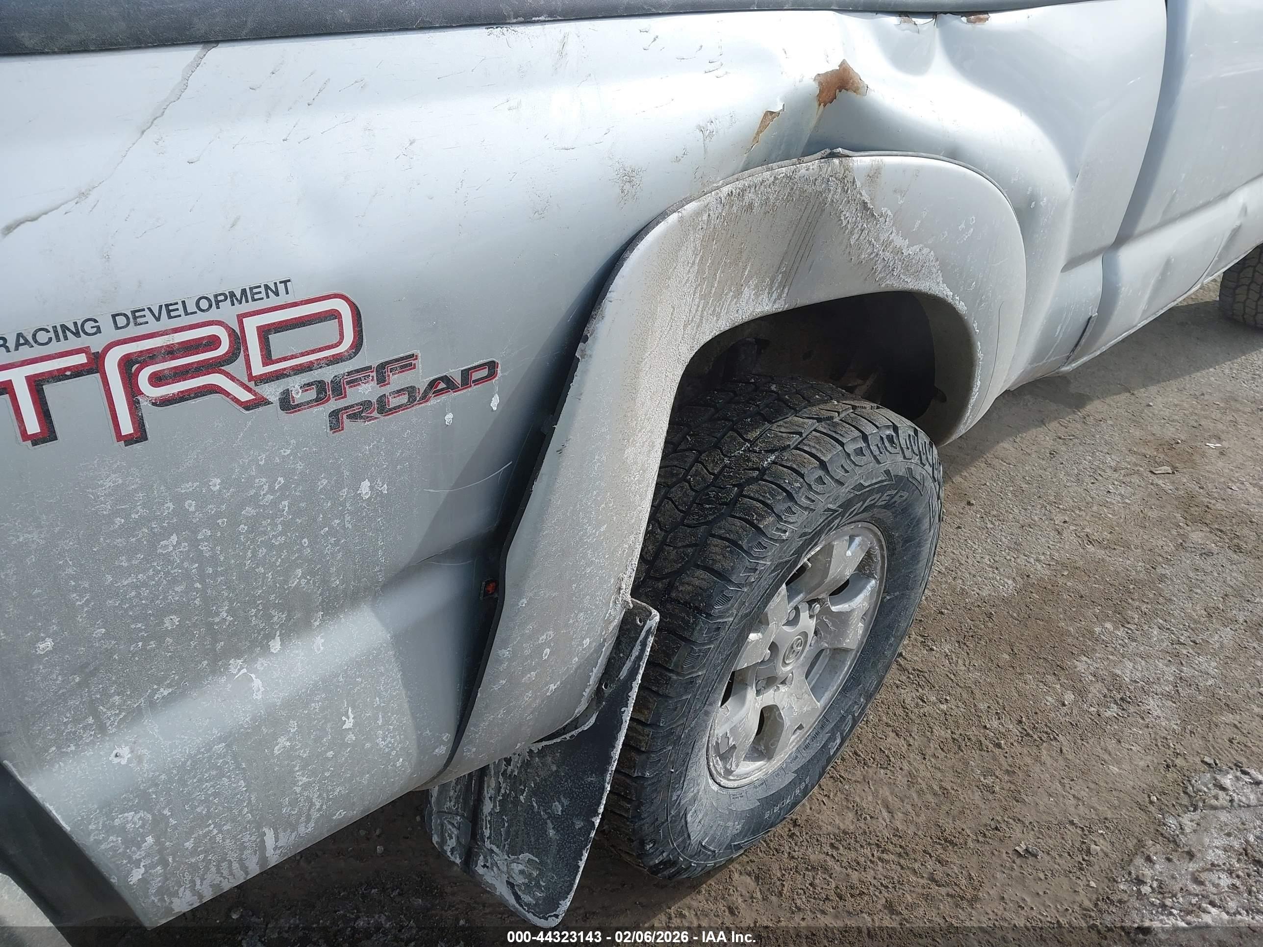TOYOTA TACOMA image 6