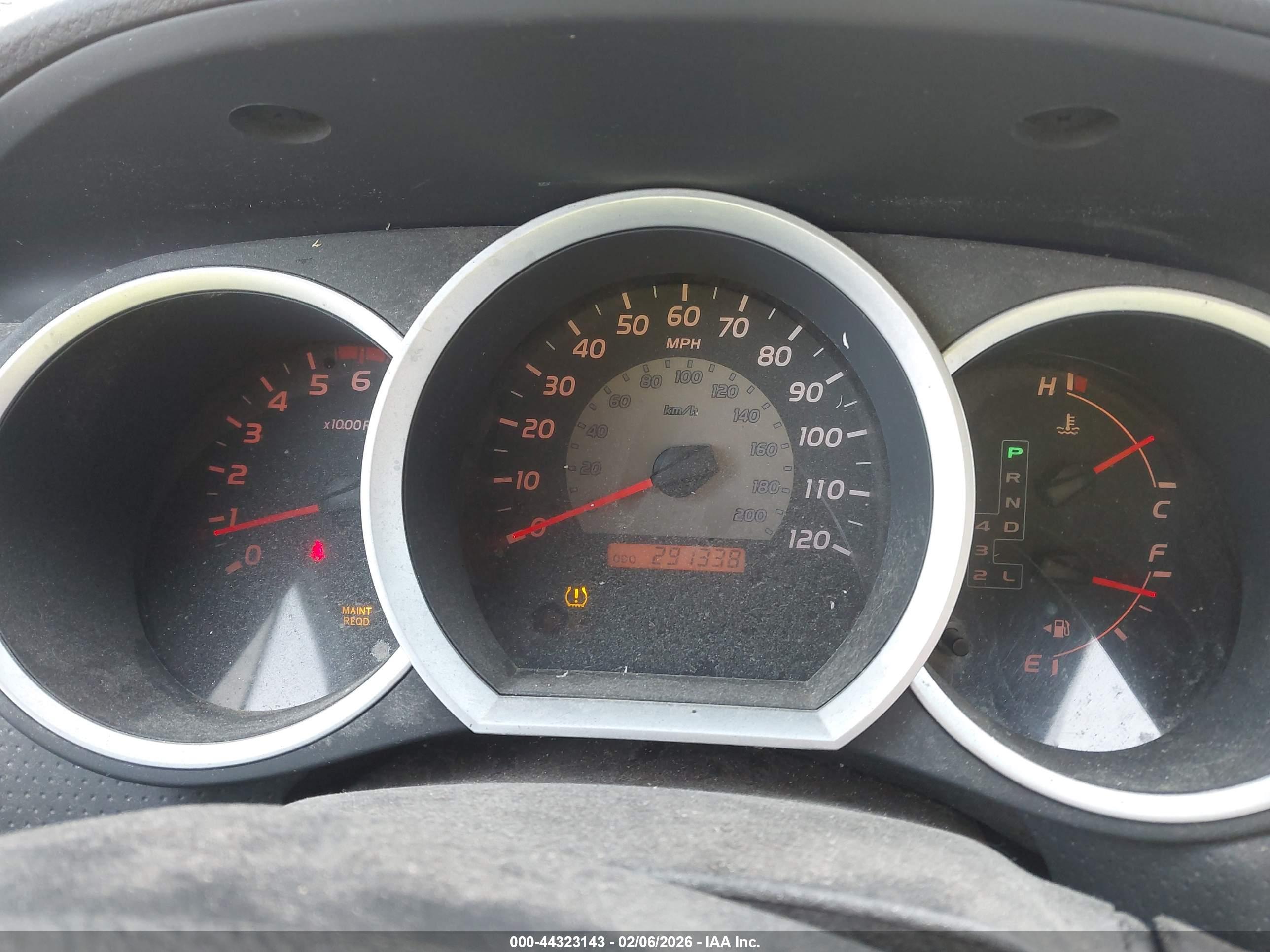 TOYOTA TACOMA image 7