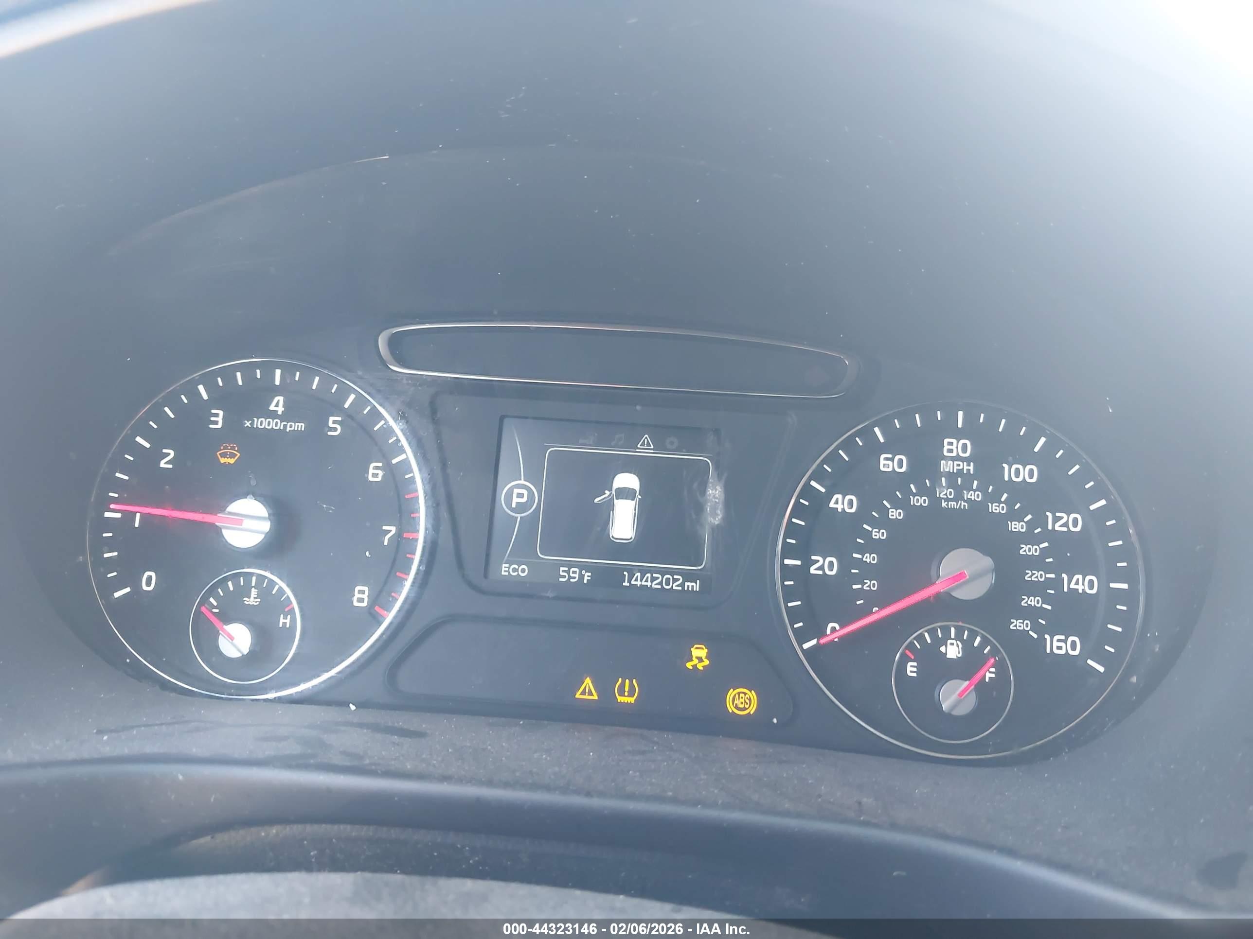 KIA SORENTO image 7