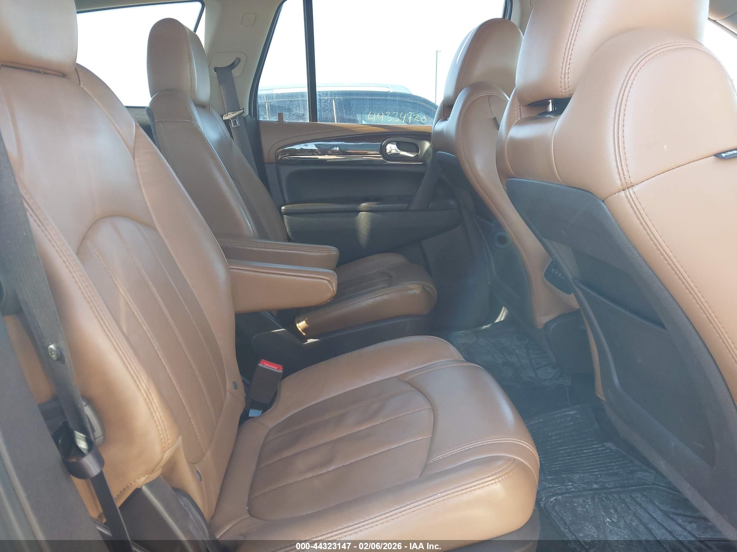 BUICK ENCLAVE image 8