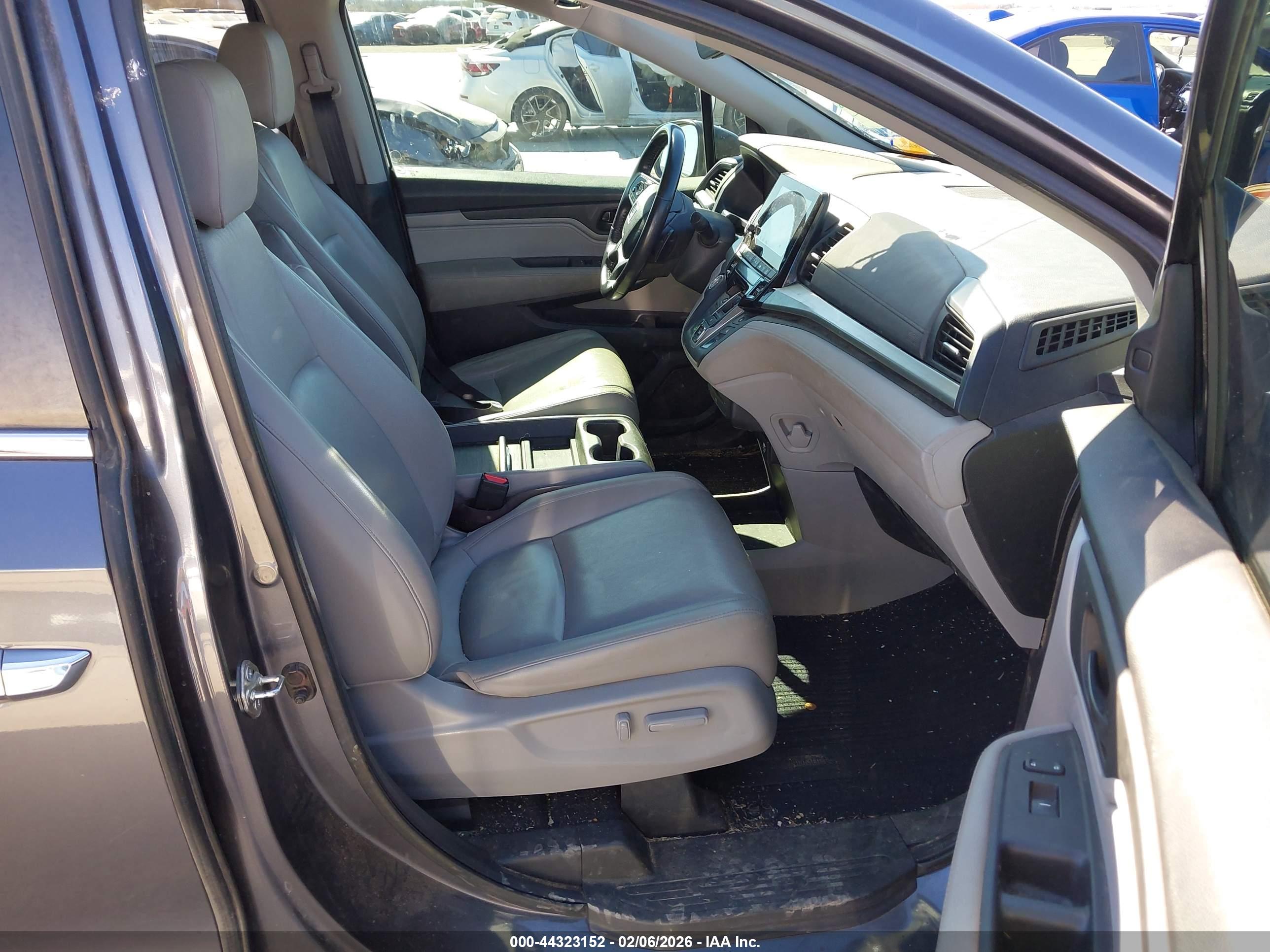 HONDA ODYSSEY image 5