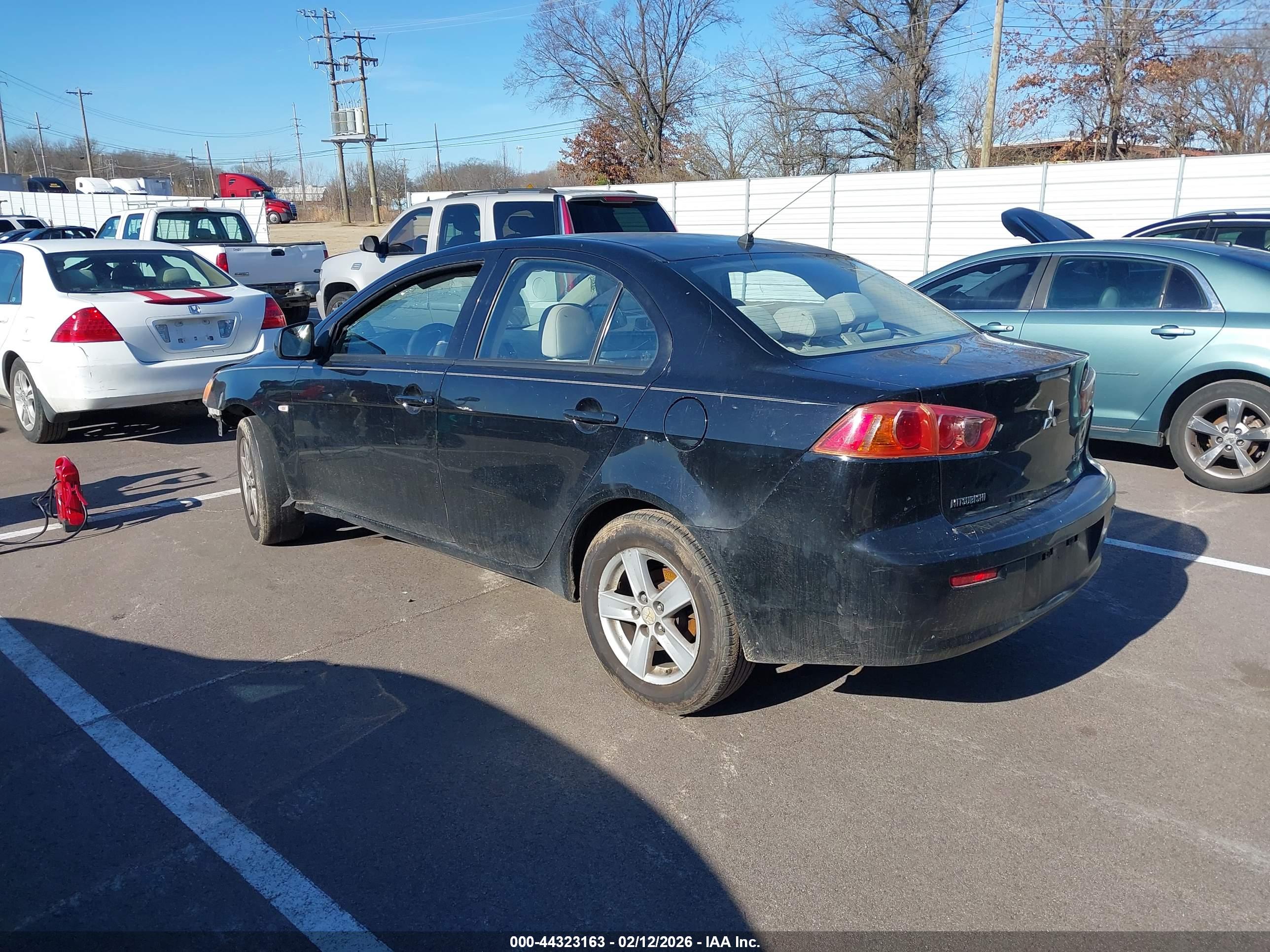 MITSUBISHI LANCER image 3