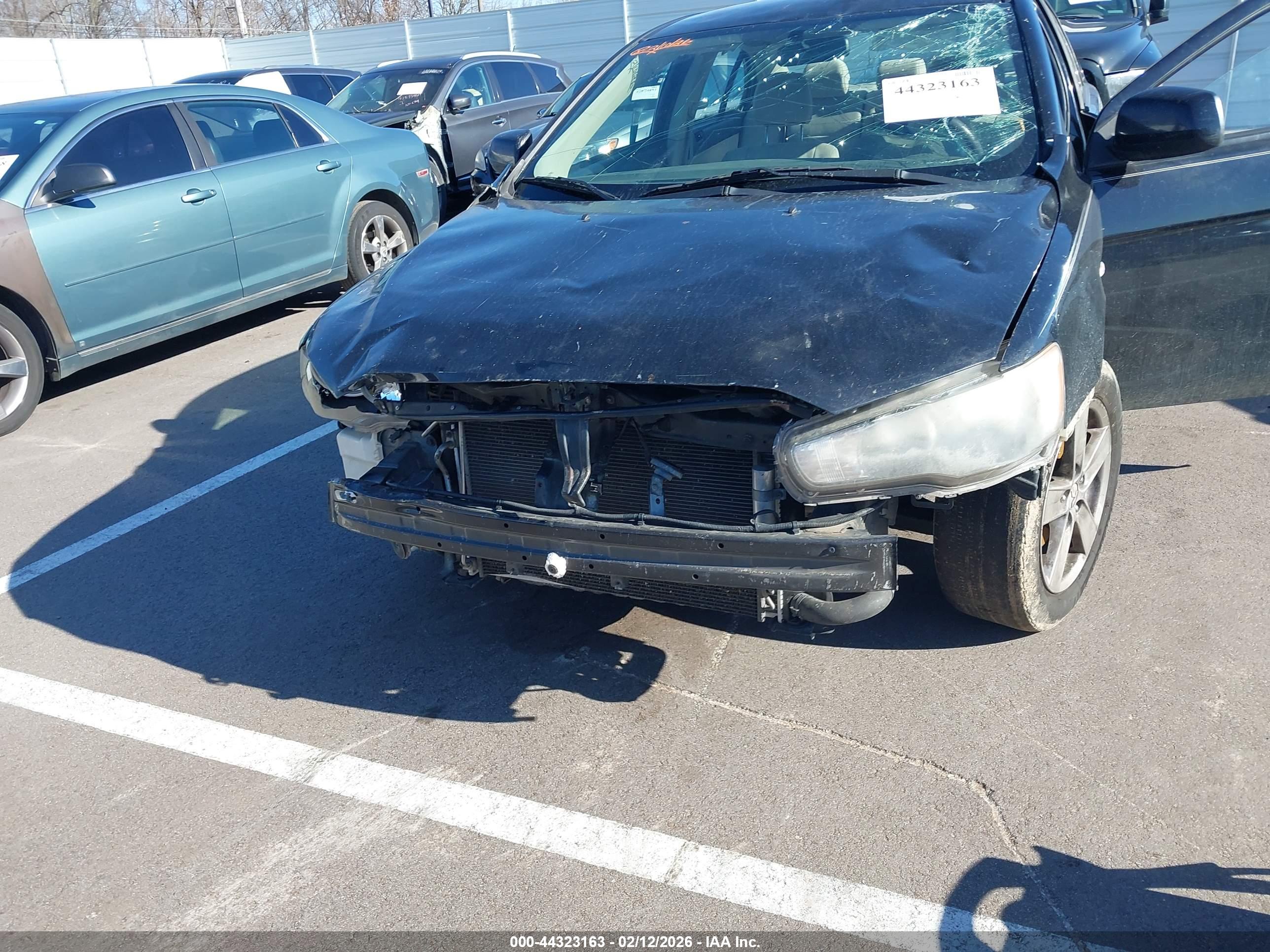 MITSUBISHI LANCER image 6