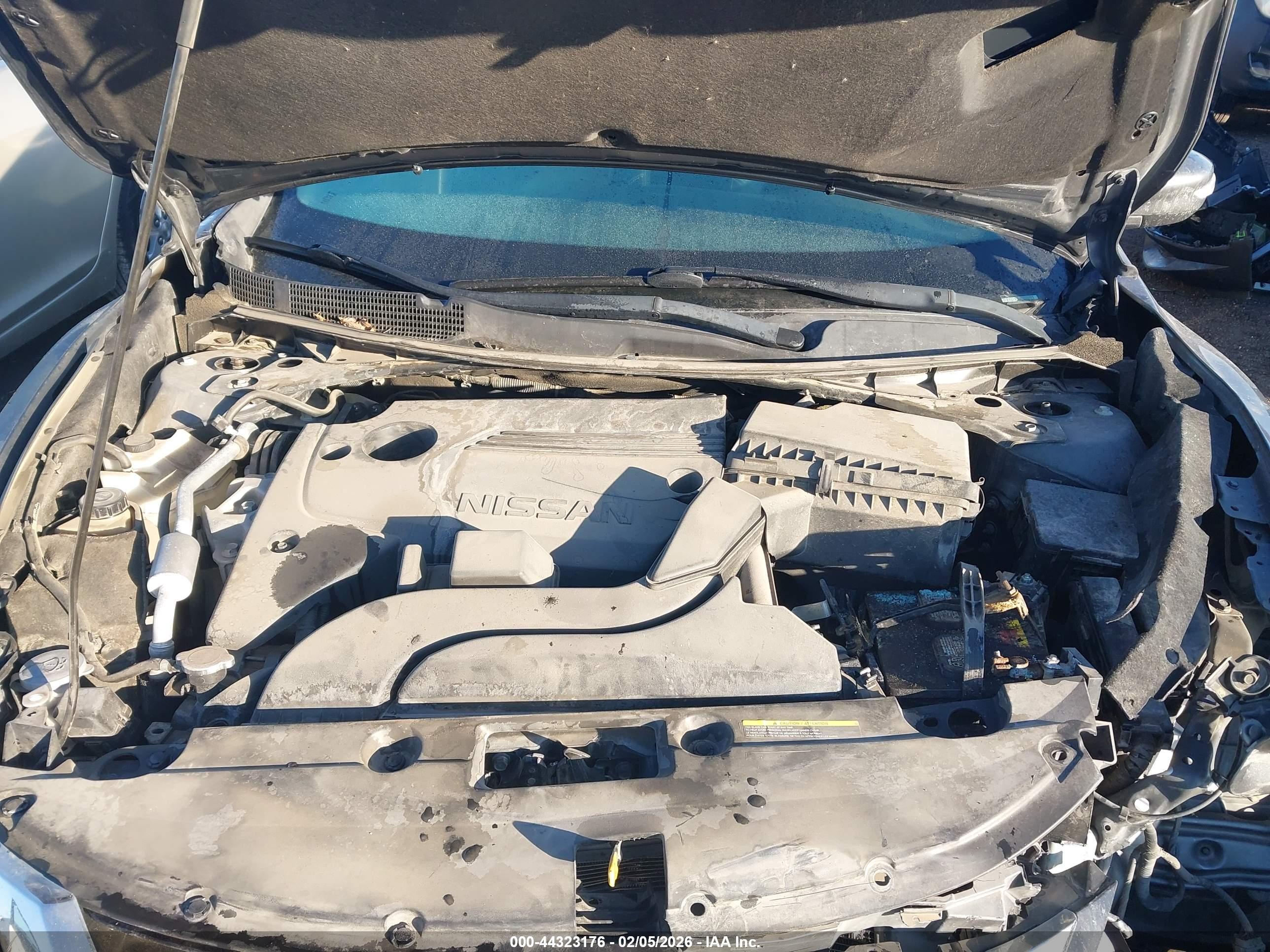 NISSAN ALTIMA image 10