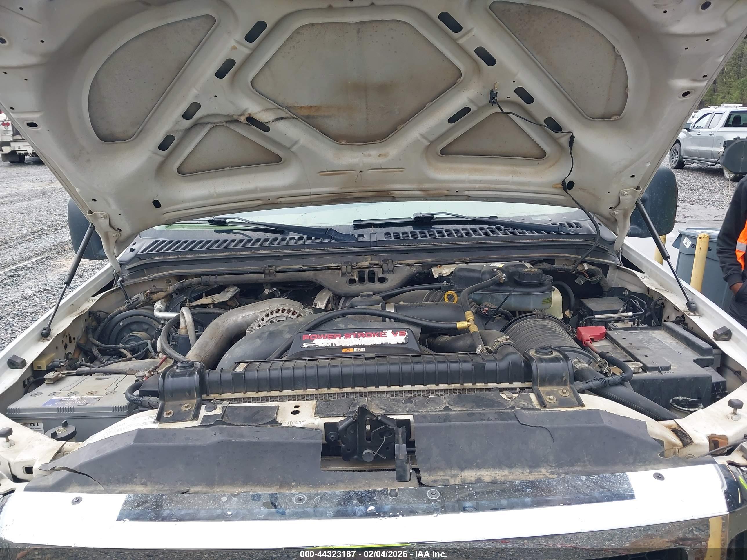 FORD F-250 image 10