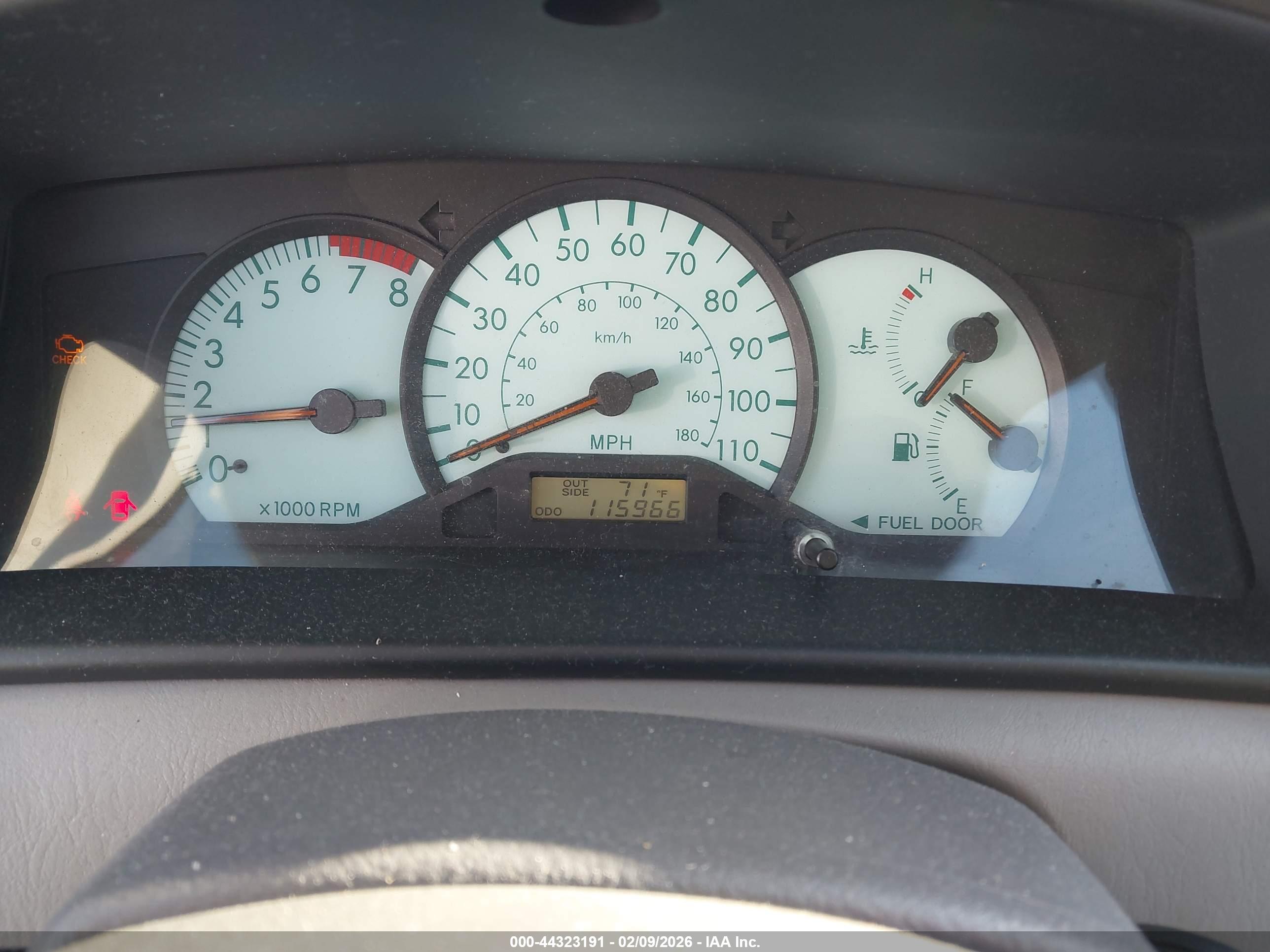 TOYOTA COROLLA image 7