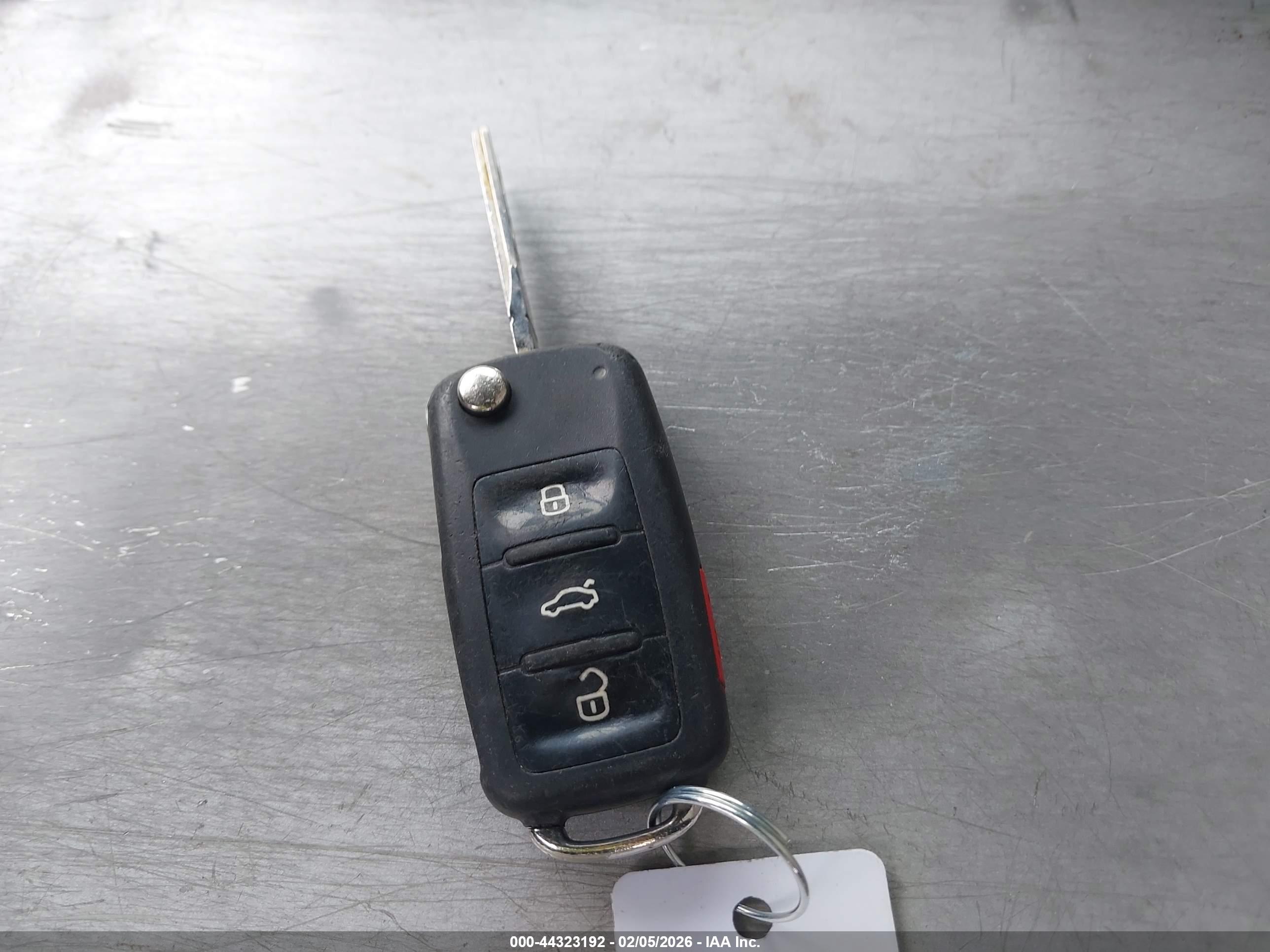 VOLKSWAGEN JETTA image 11