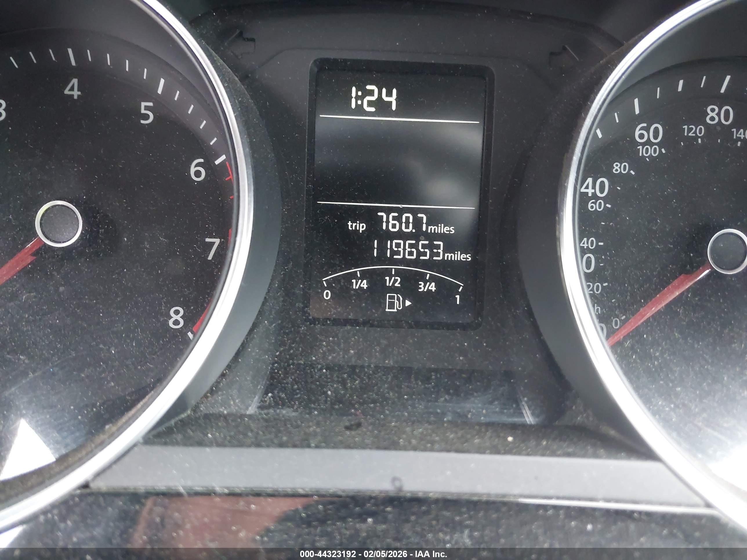 VOLKSWAGEN JETTA image 7