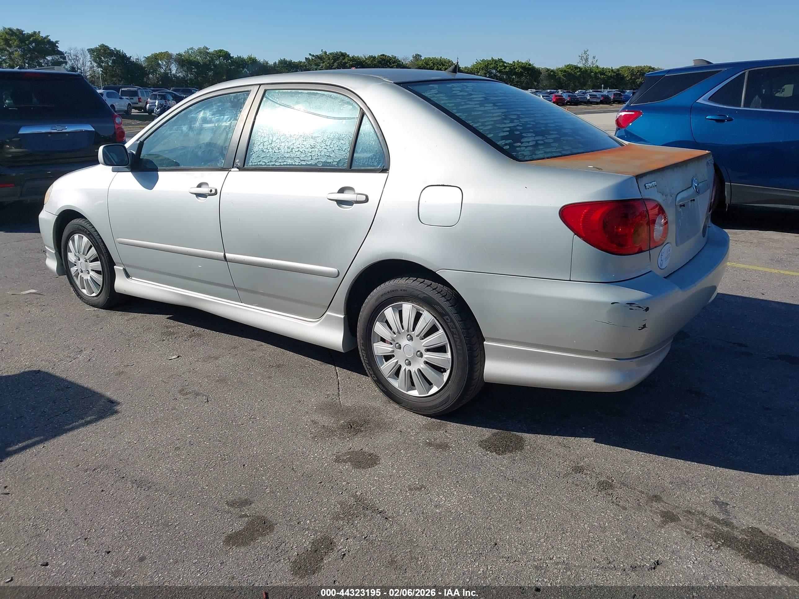 TOYOTA COROLLA image 3