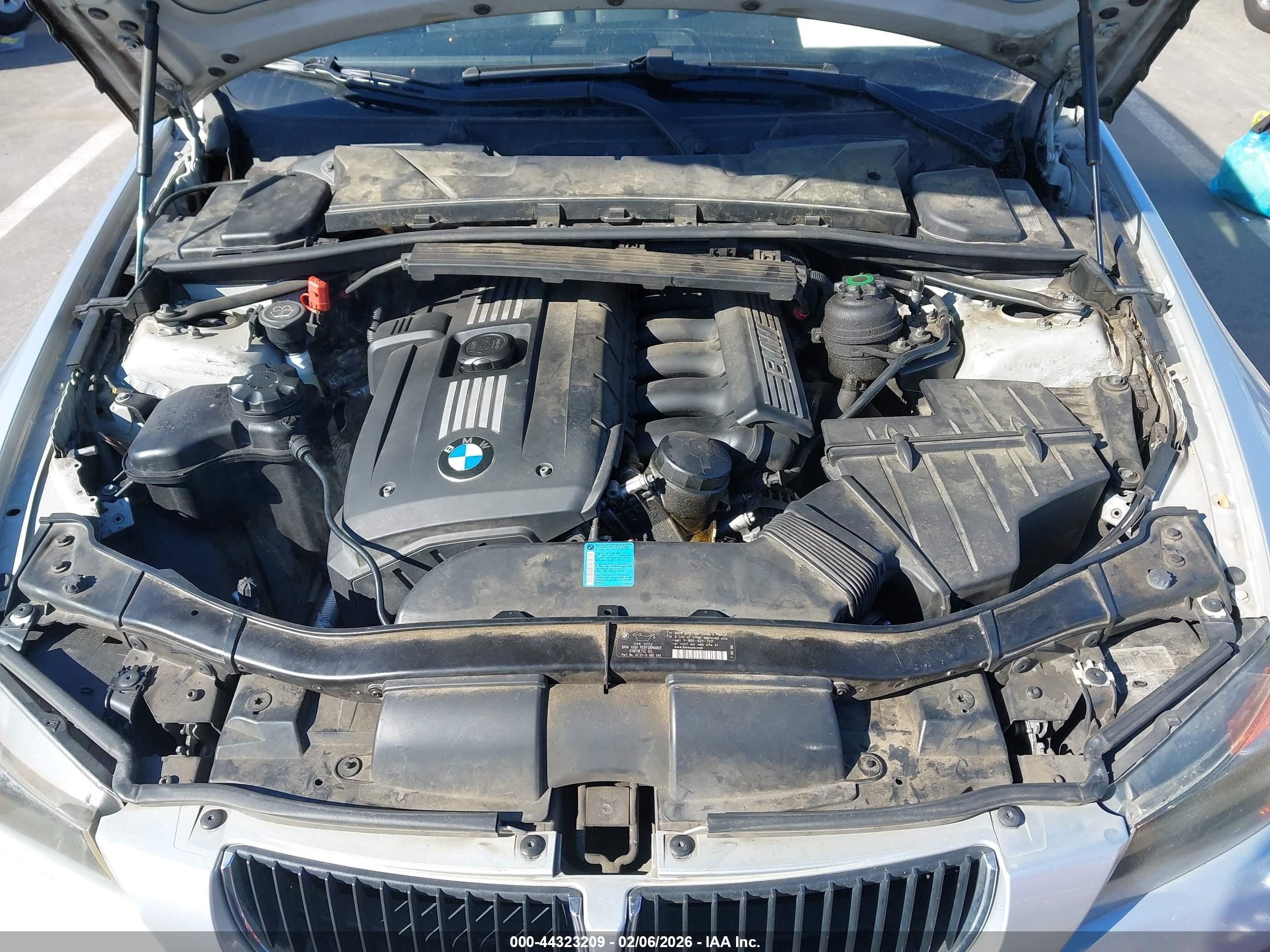 BMW 328I image 10