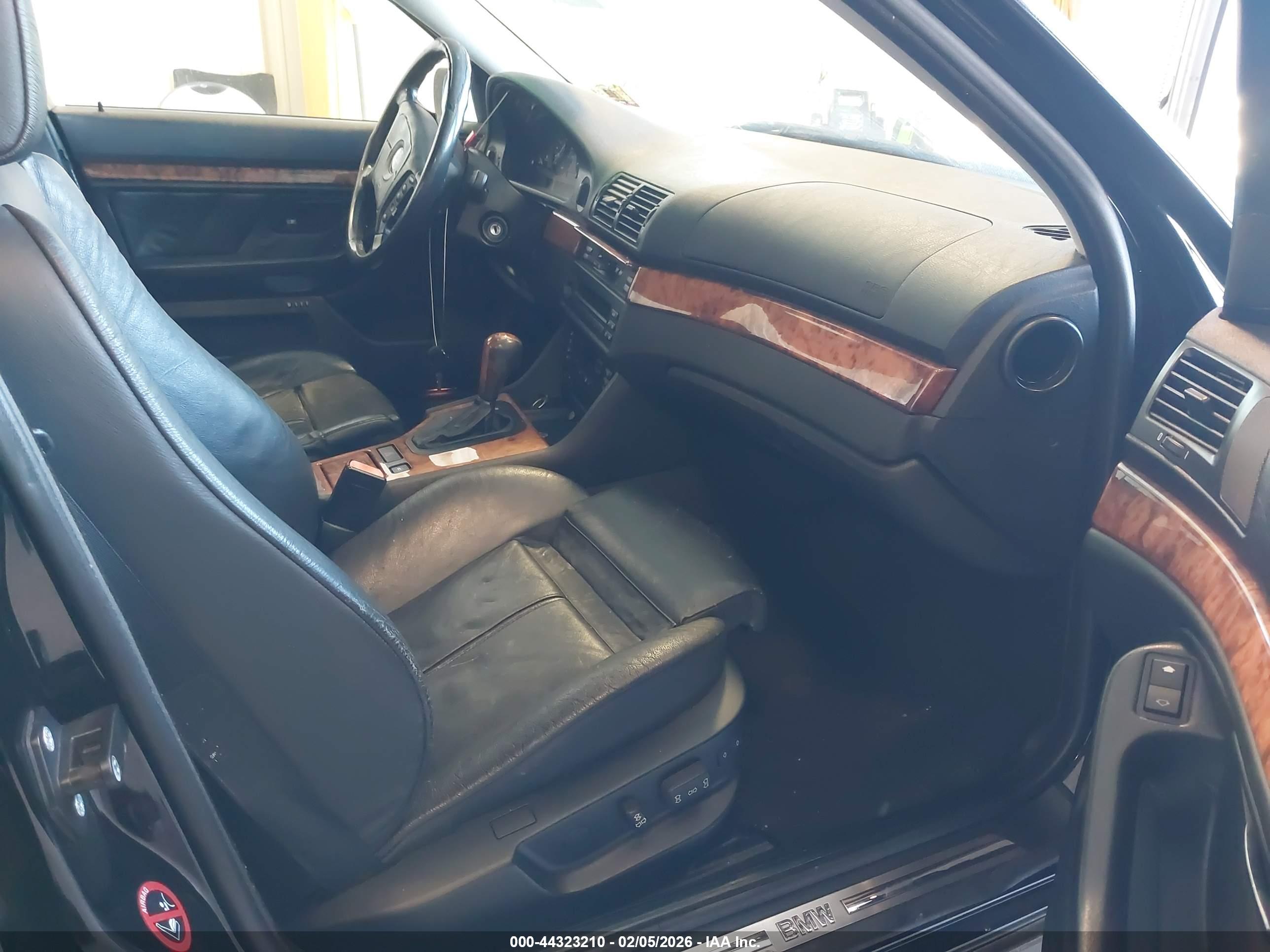 BMW 540IA image 5