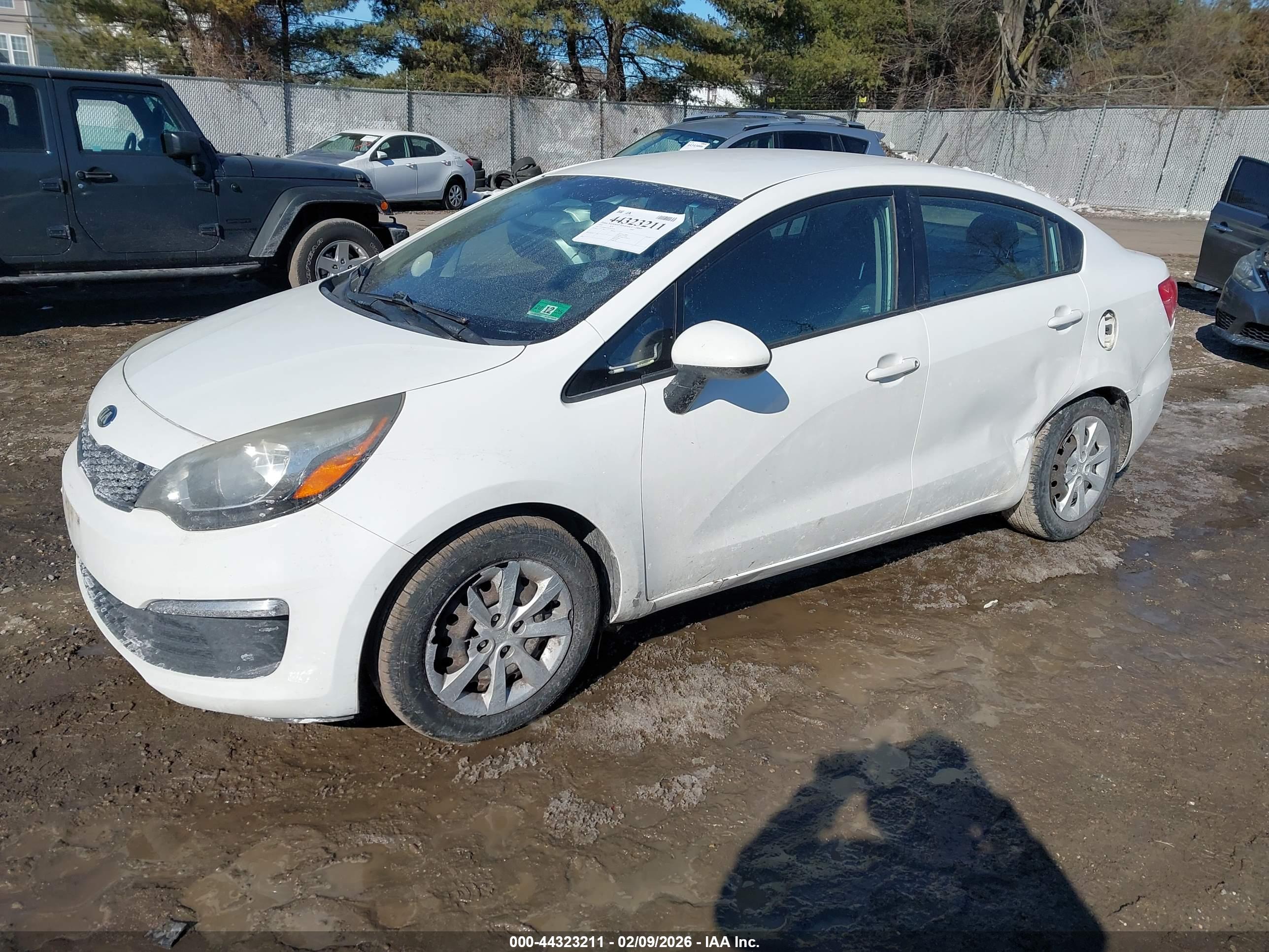 KIA RIO image 2