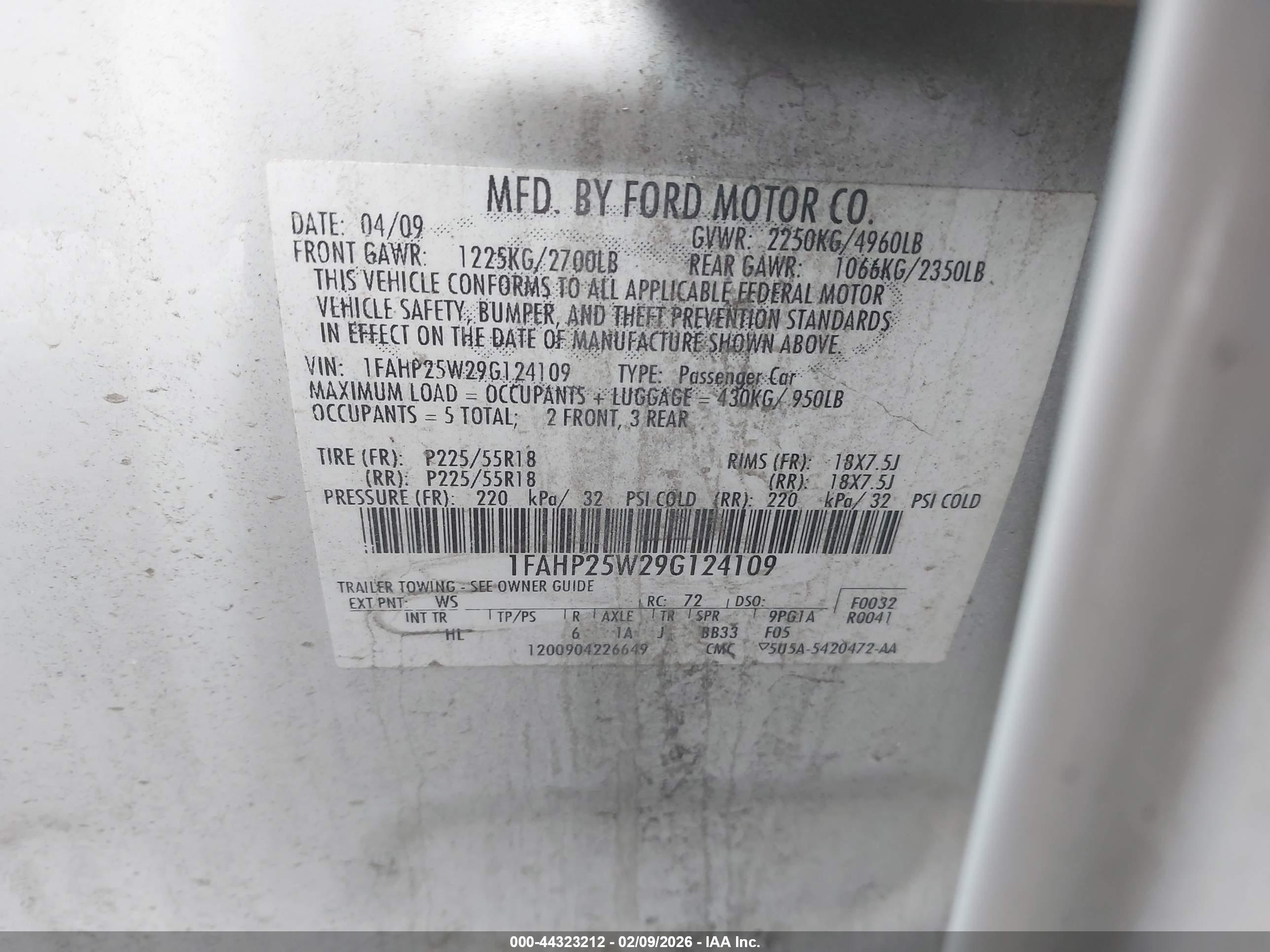 FORD TAURUS image 9