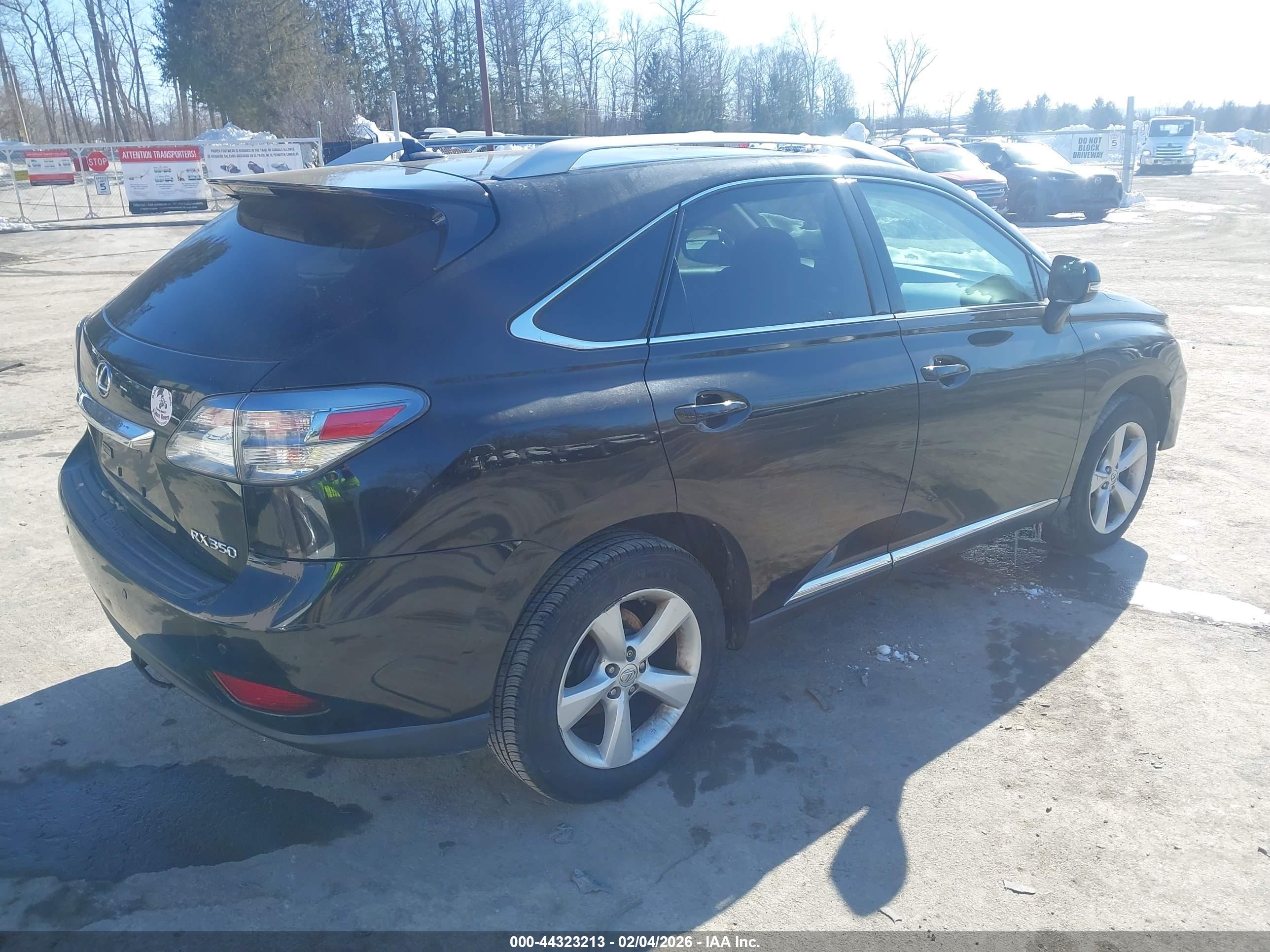 LEXUS RX image 4