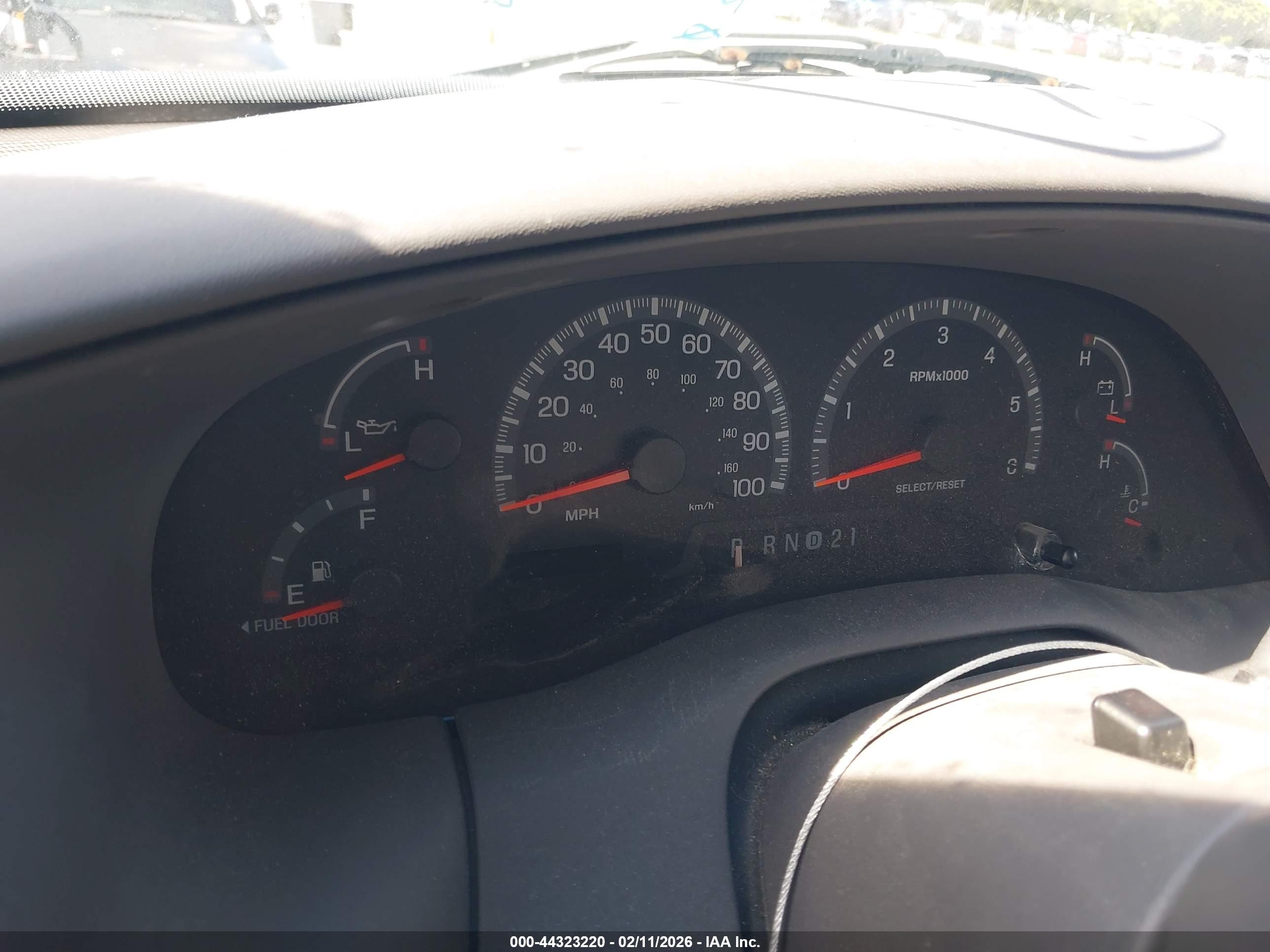 FORD EXPEDITION image 7