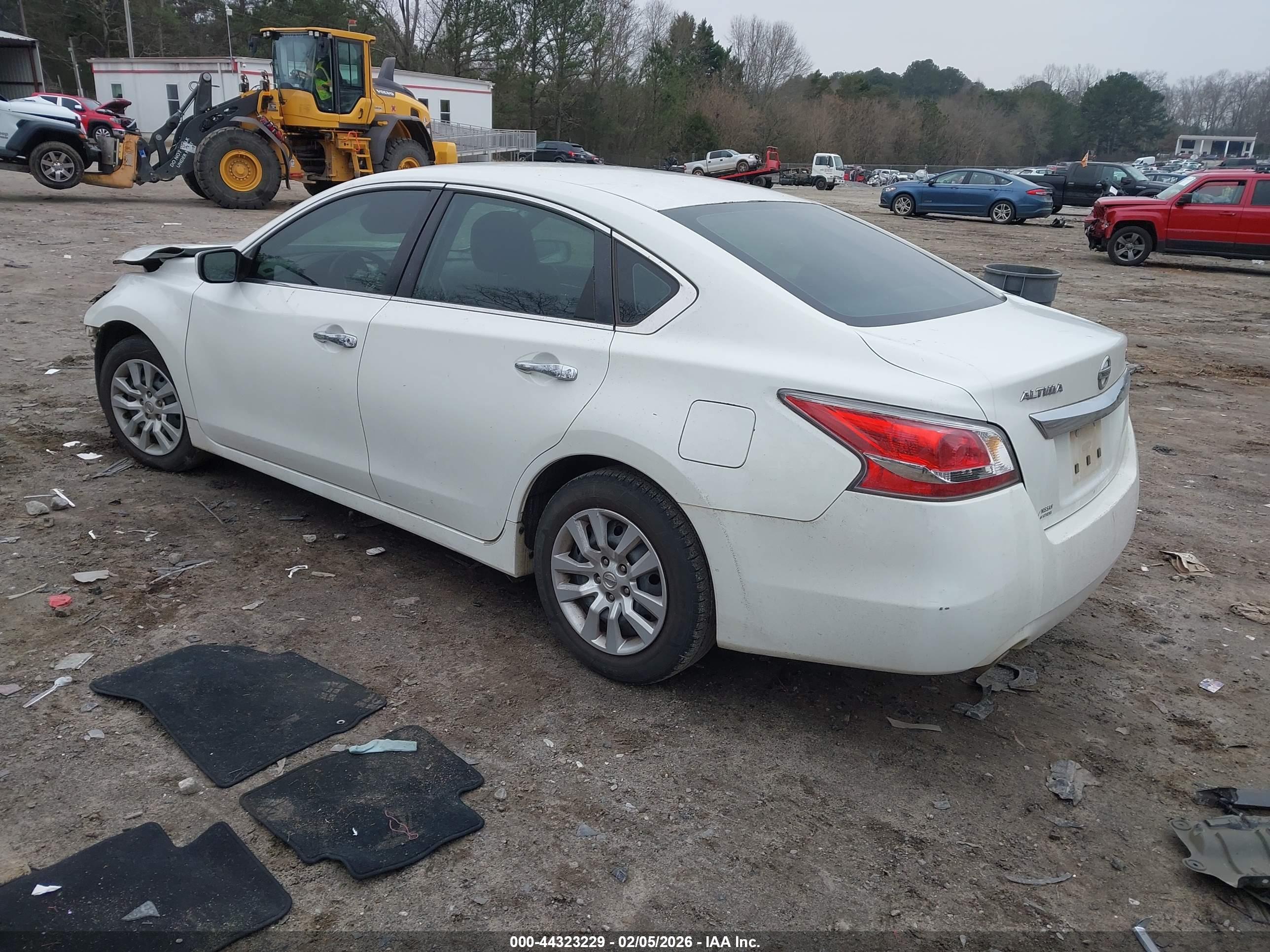 NISSAN ALTIMA image 3