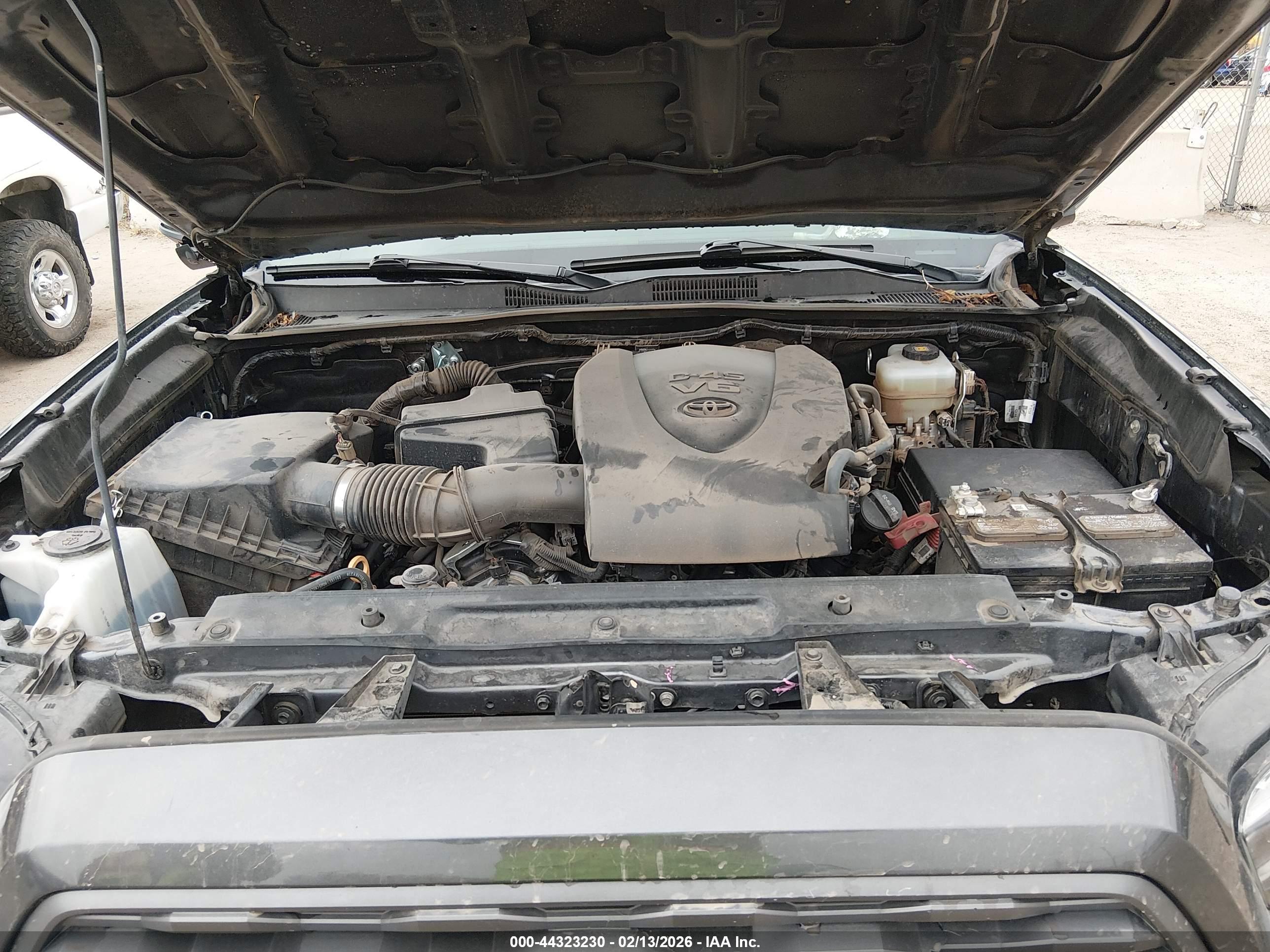 TOYOTA TACOMA image 10