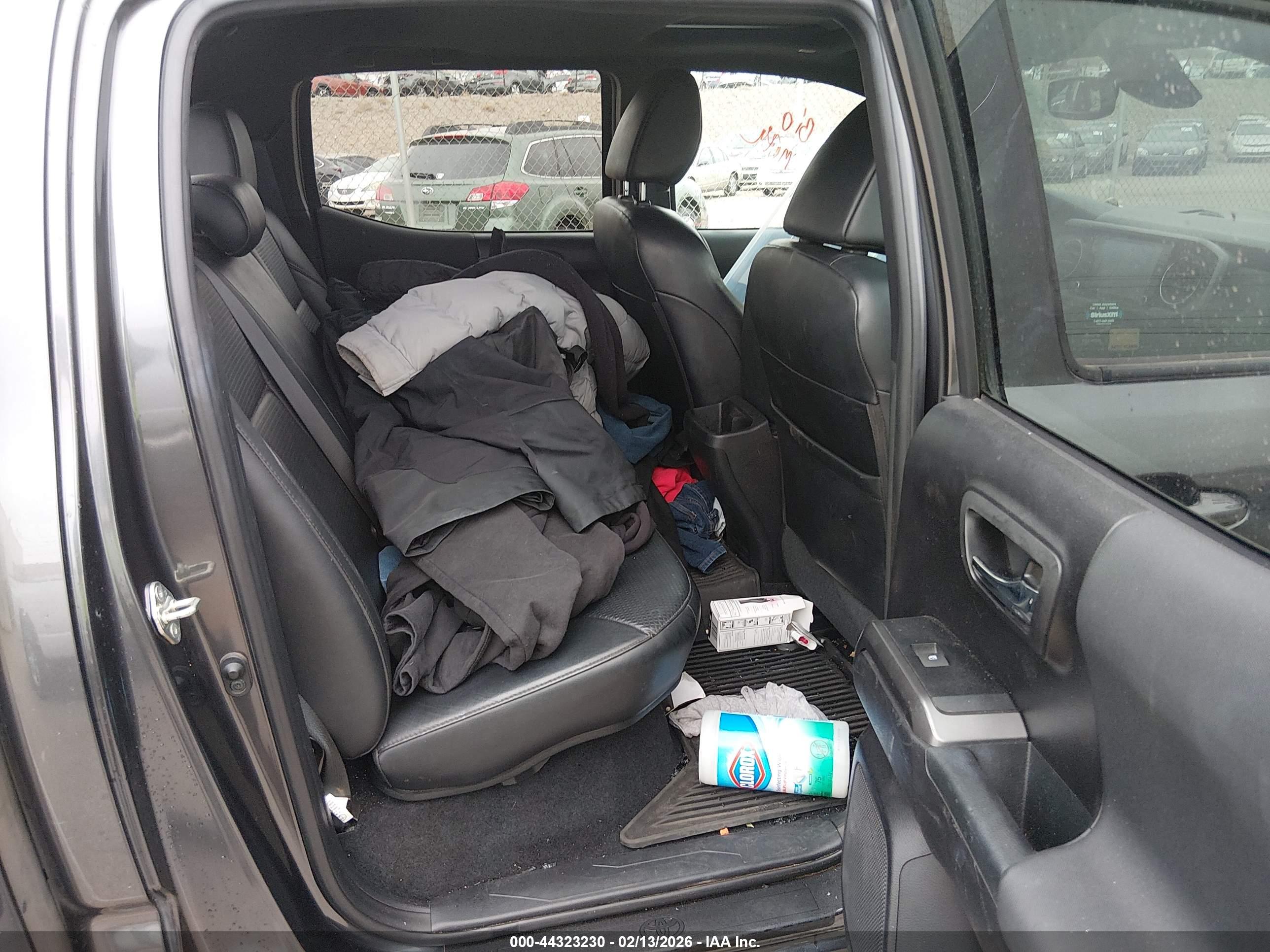 TOYOTA TACOMA image 8