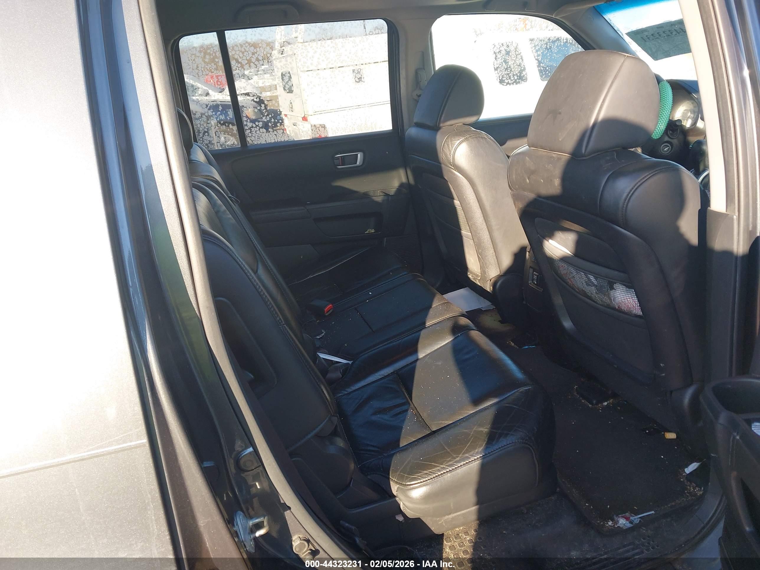HONDA PILOT image 8