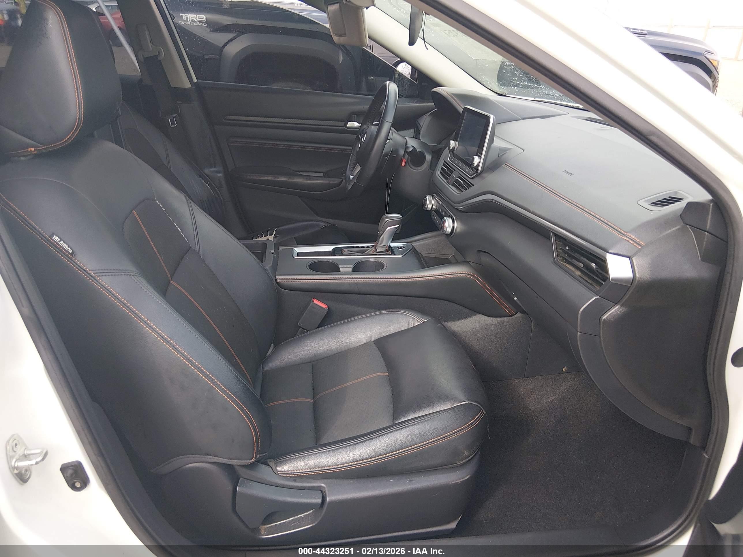 NISSAN ALTIMA image 5