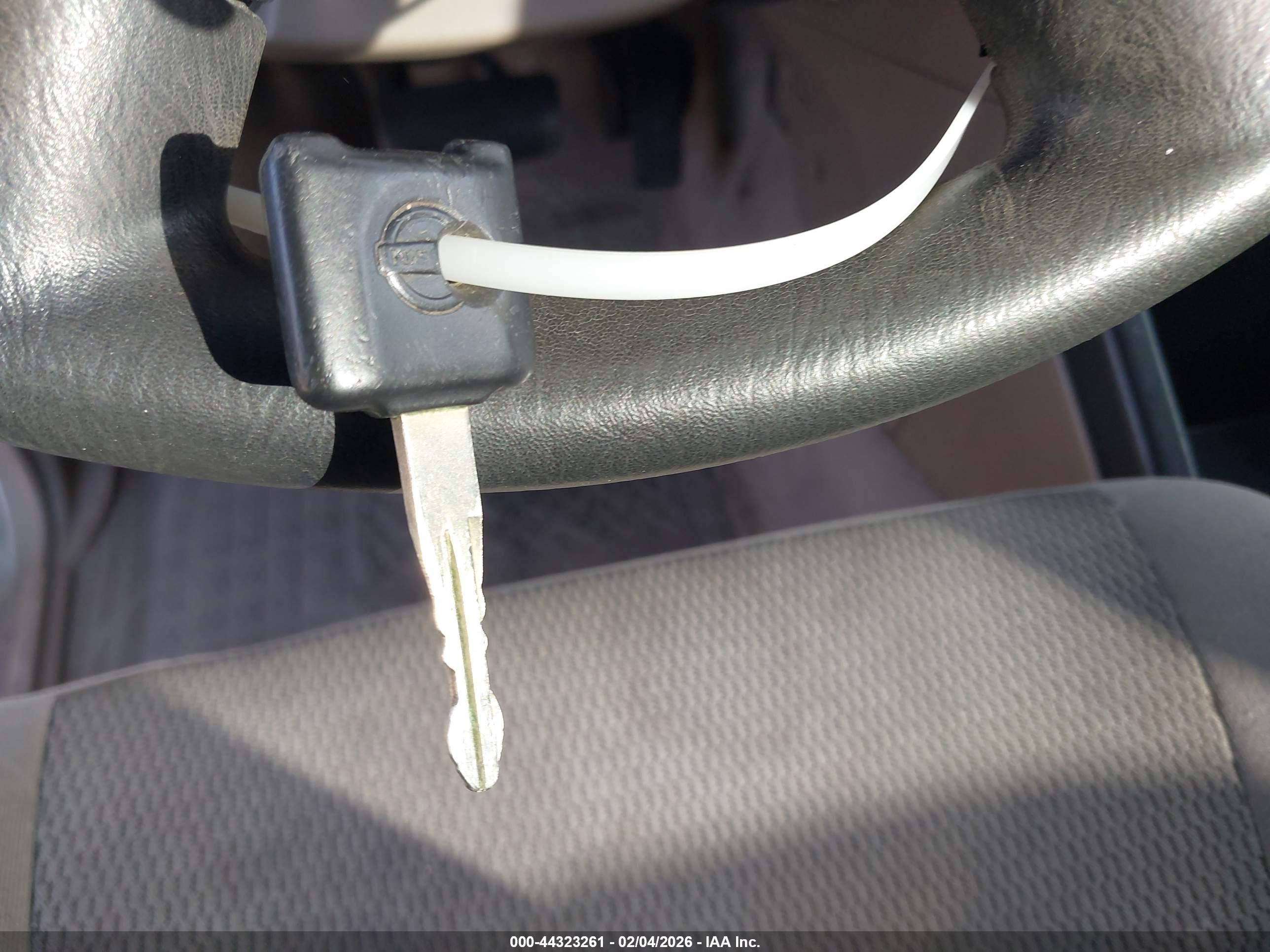 NISSAN FRONTIER image 11