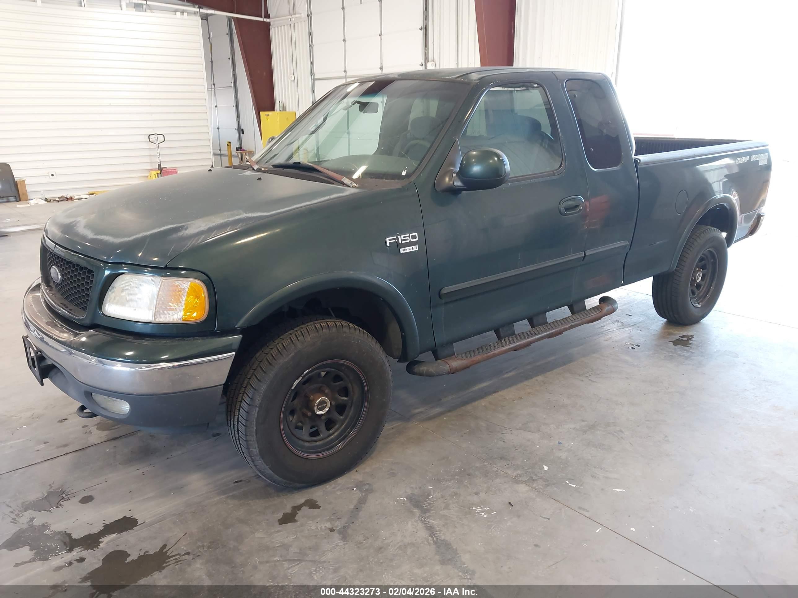 FORD F-150 image 2