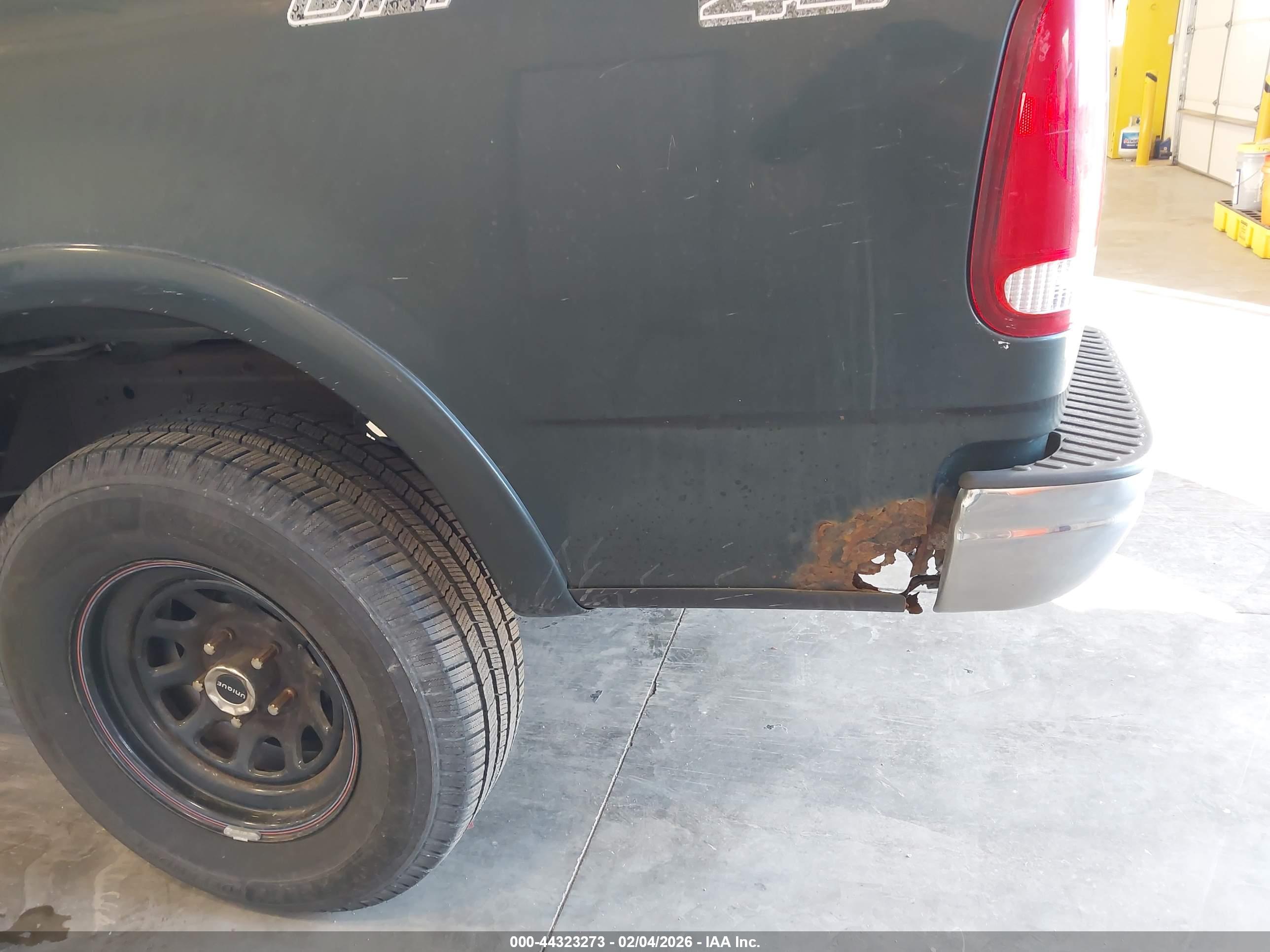 FORD F-150 image 6