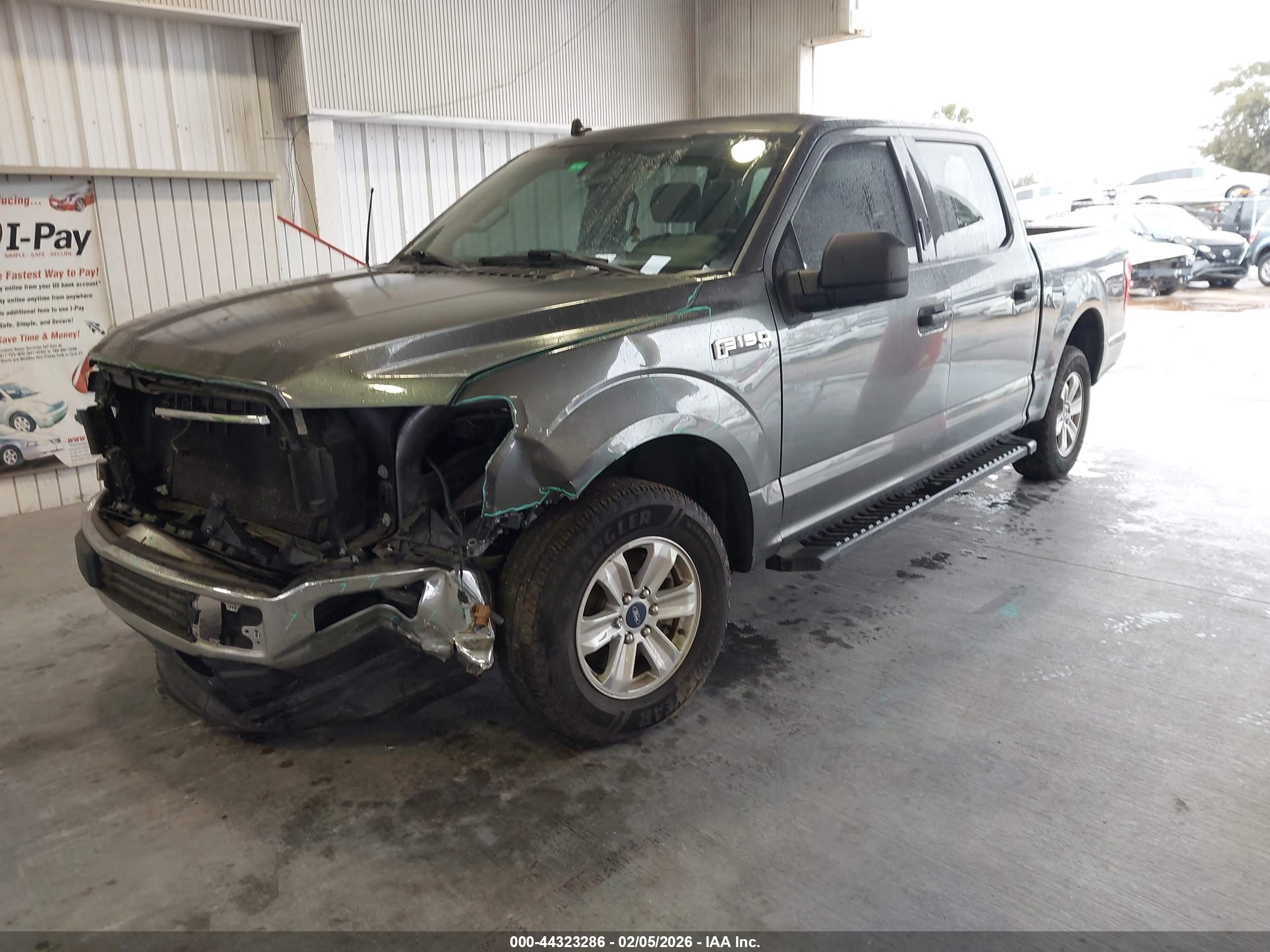 FORD F-150 image 2