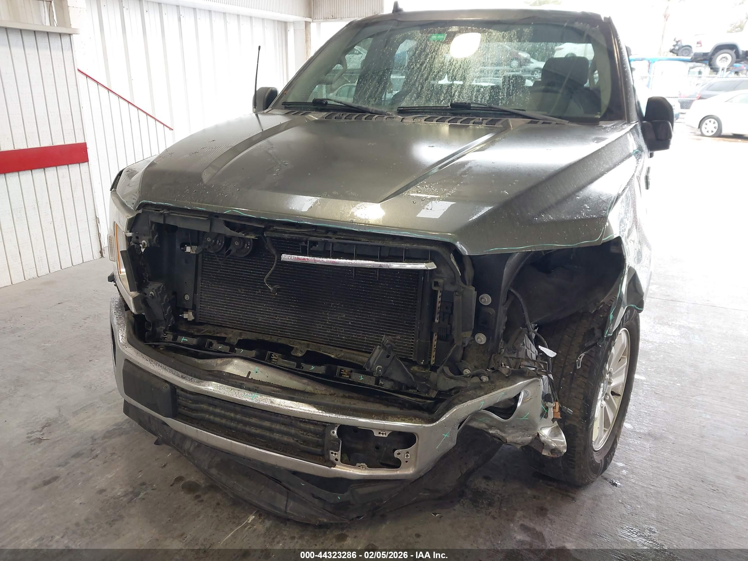 FORD F-150 image 6