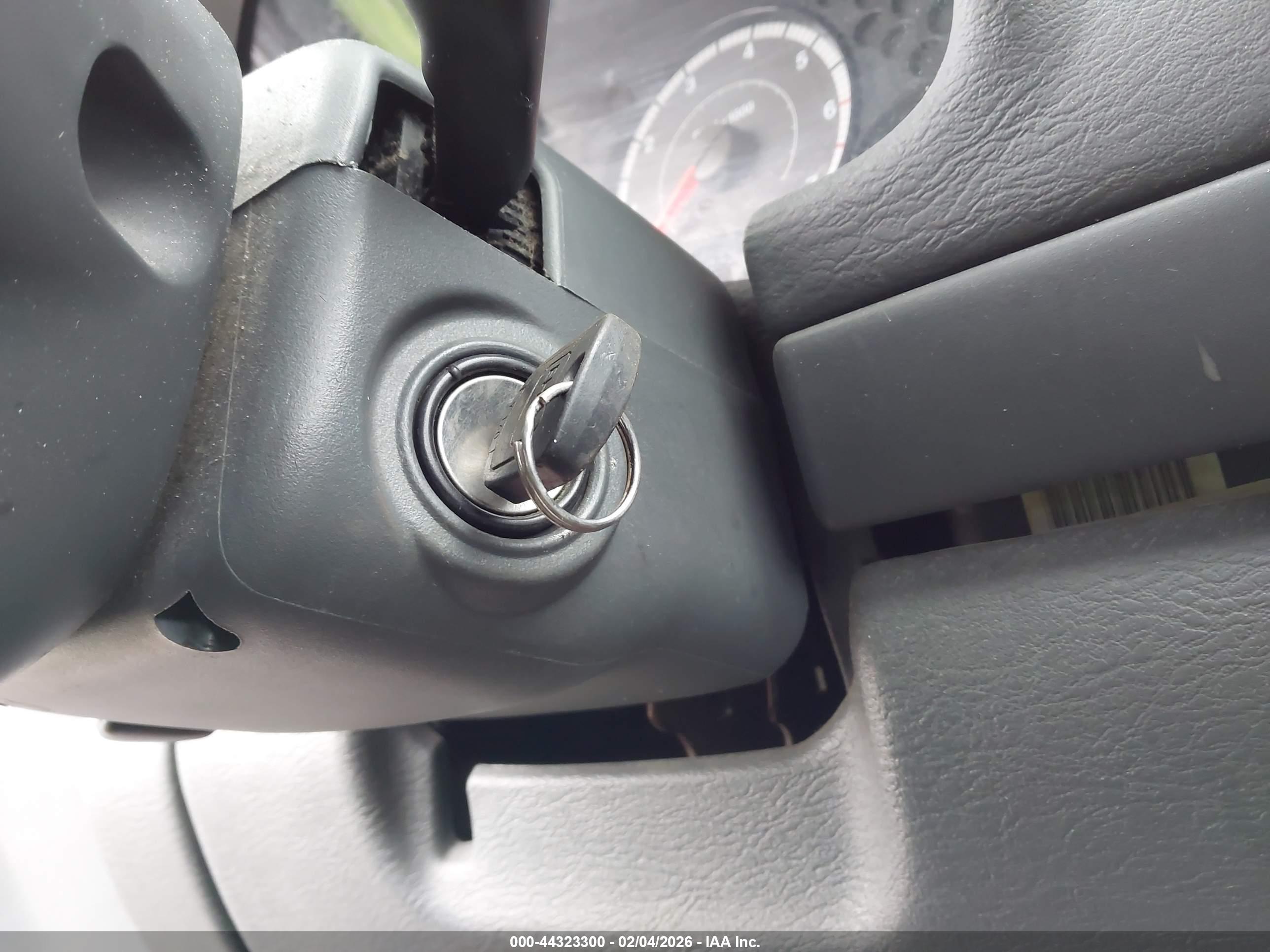 JEEP LIBERTY image 11