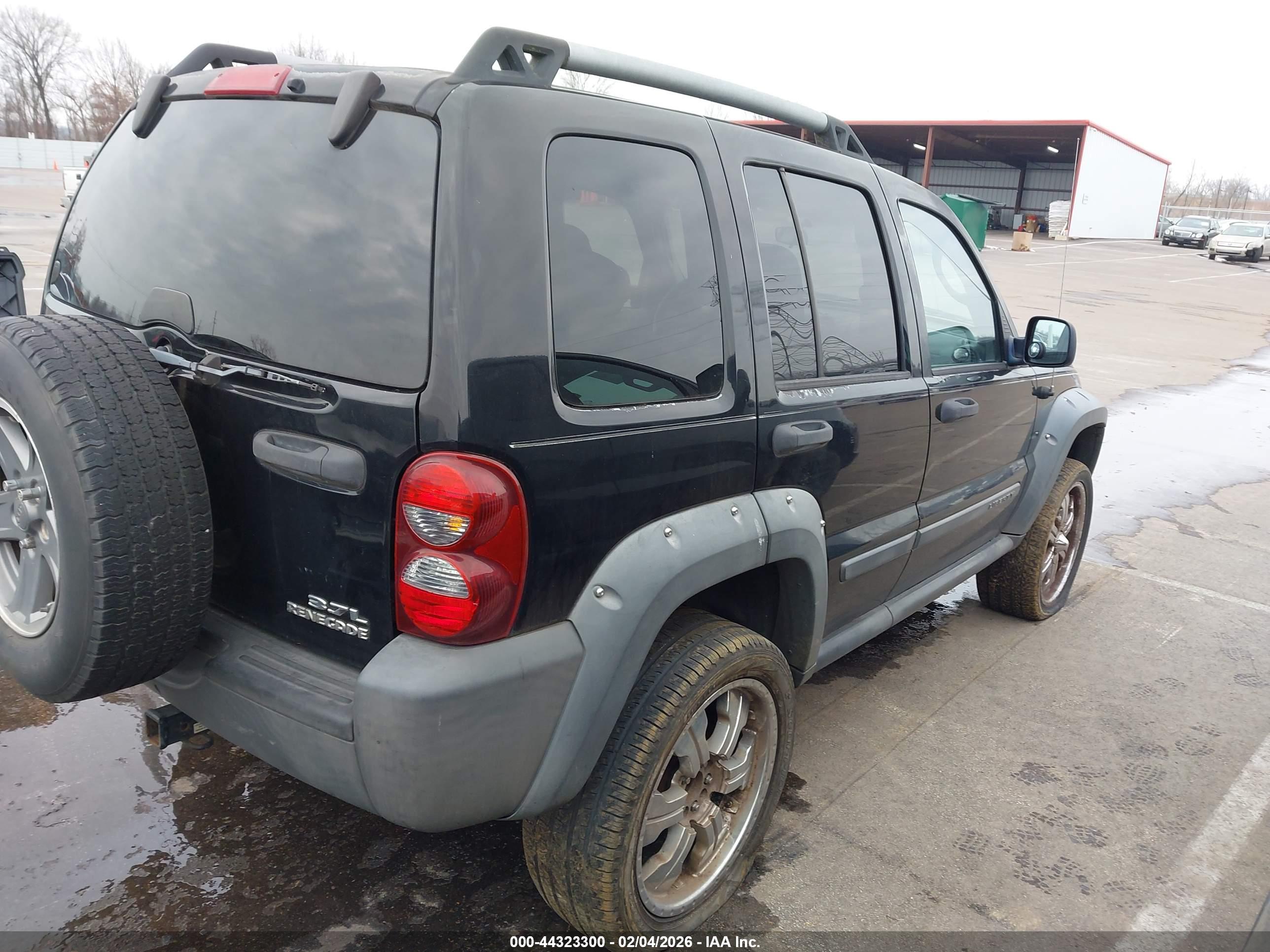 JEEP LIBERTY image 4