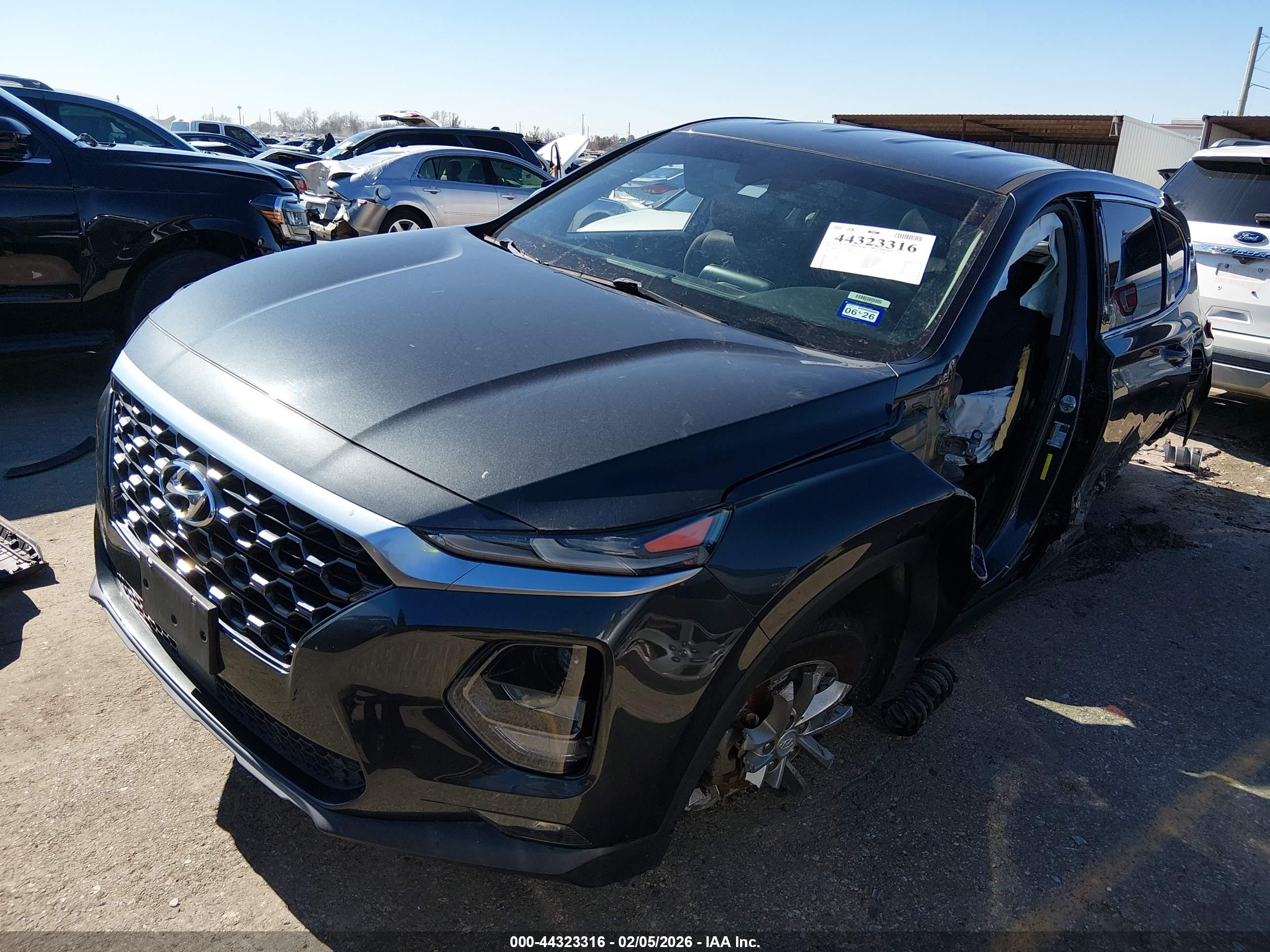 HYUNDAI SANTA image 2