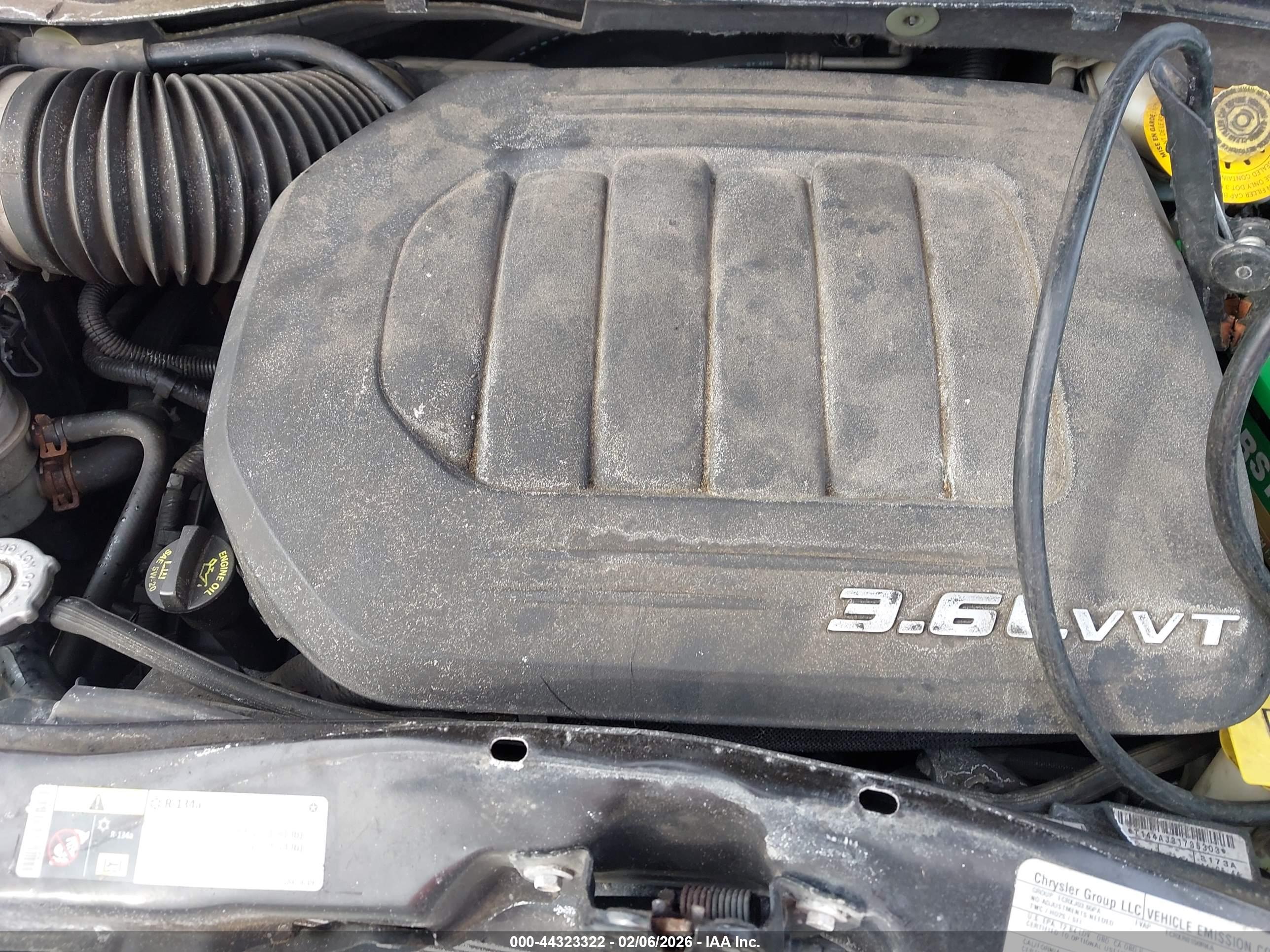 CHRYSLER TOWN image 10