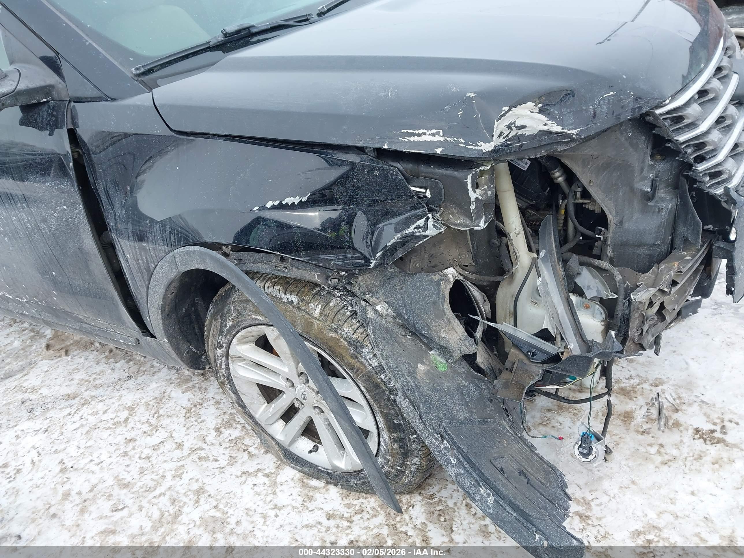 FORD EXPLORER image 6