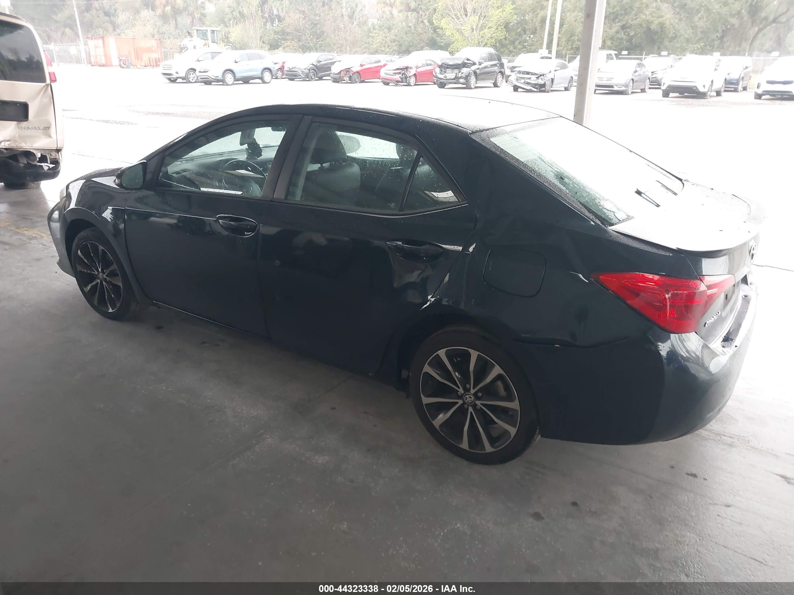 TOYOTA COROLLA image 3
