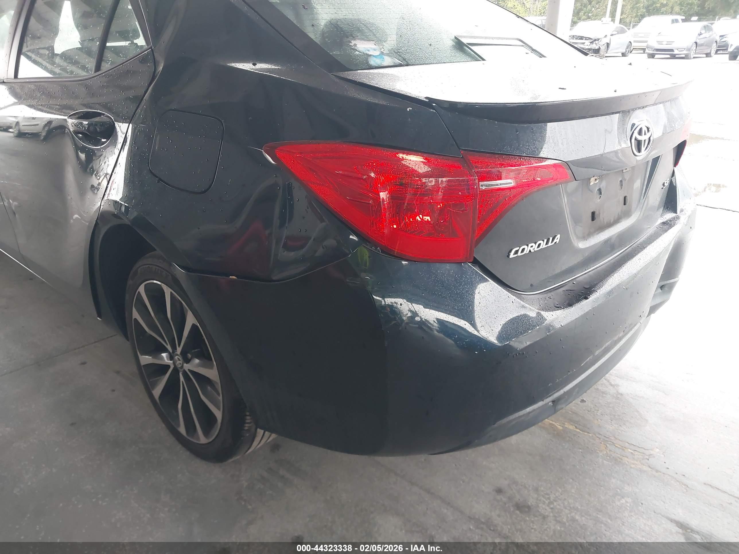 TOYOTA COROLLA image 6
