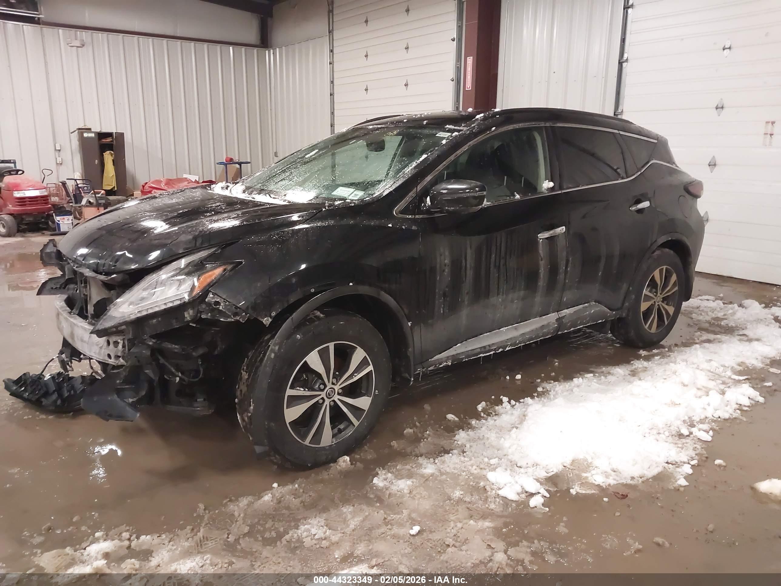 NISSAN MURANO image 2