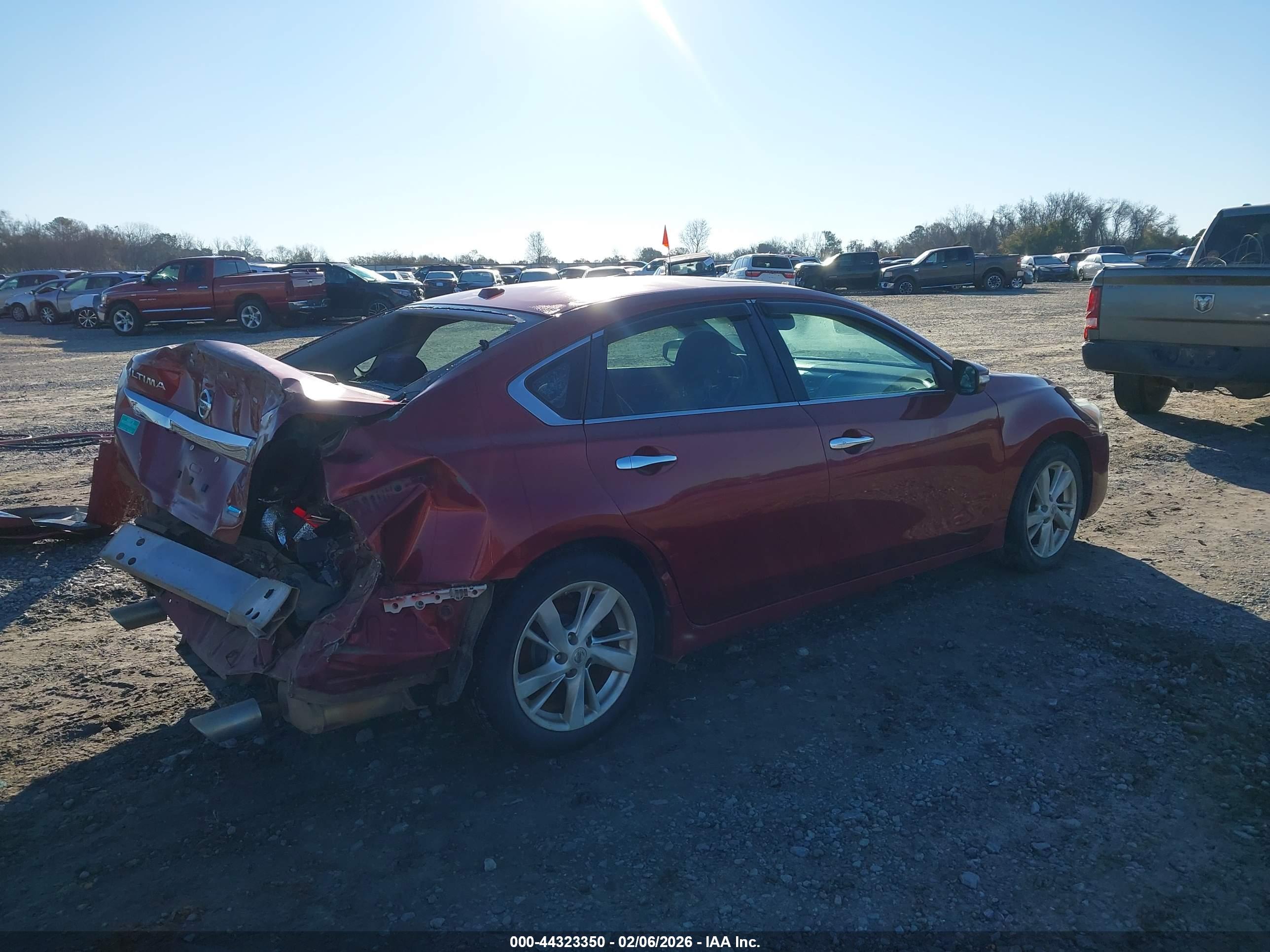 NISSAN ALTIMA image 4