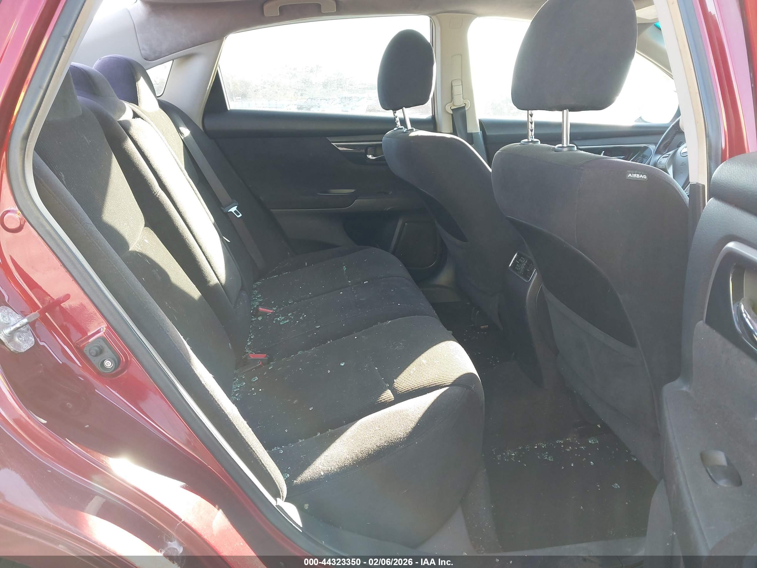 NISSAN ALTIMA image 8