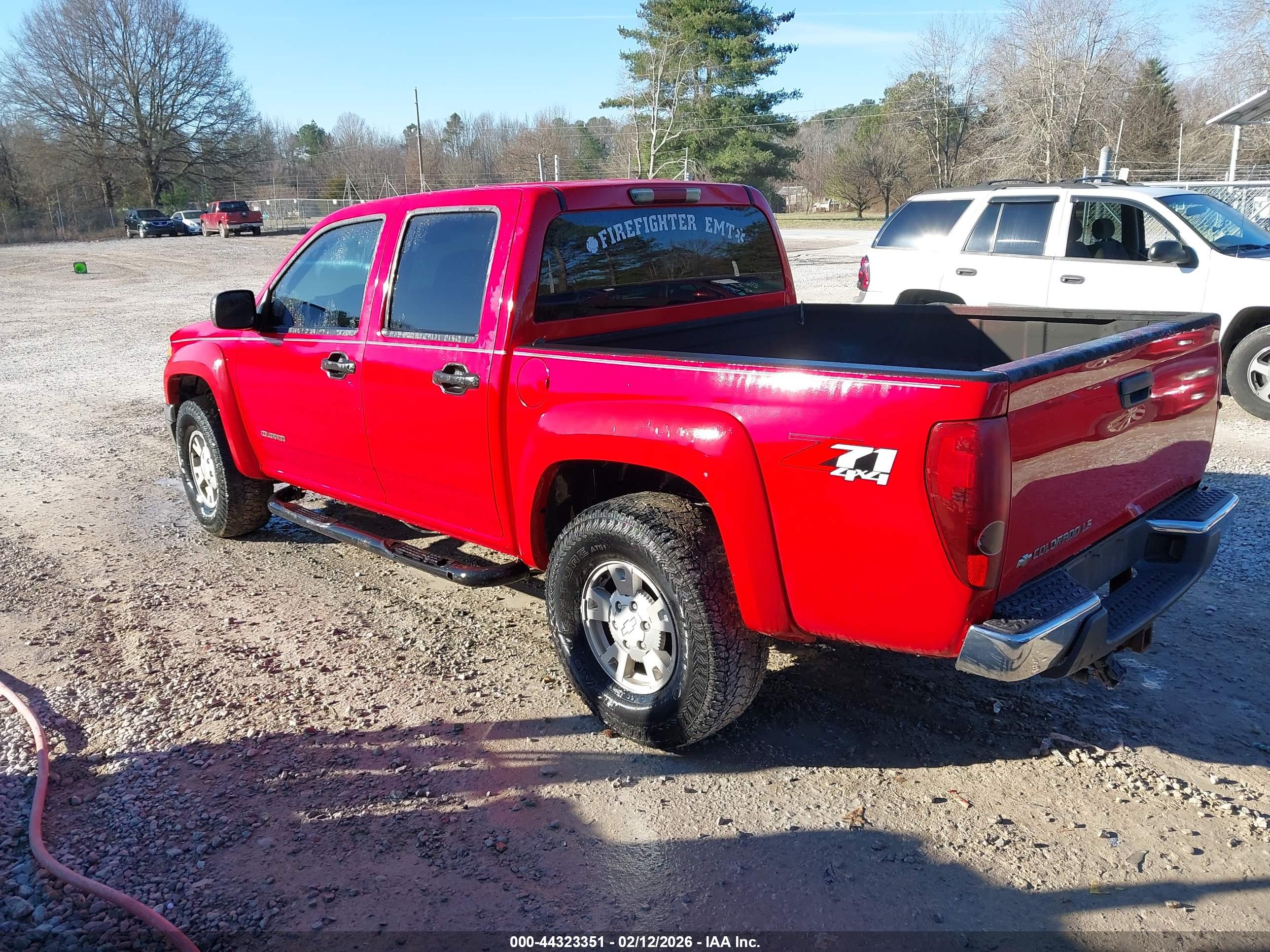 CHEVROLET COLORADO image 3