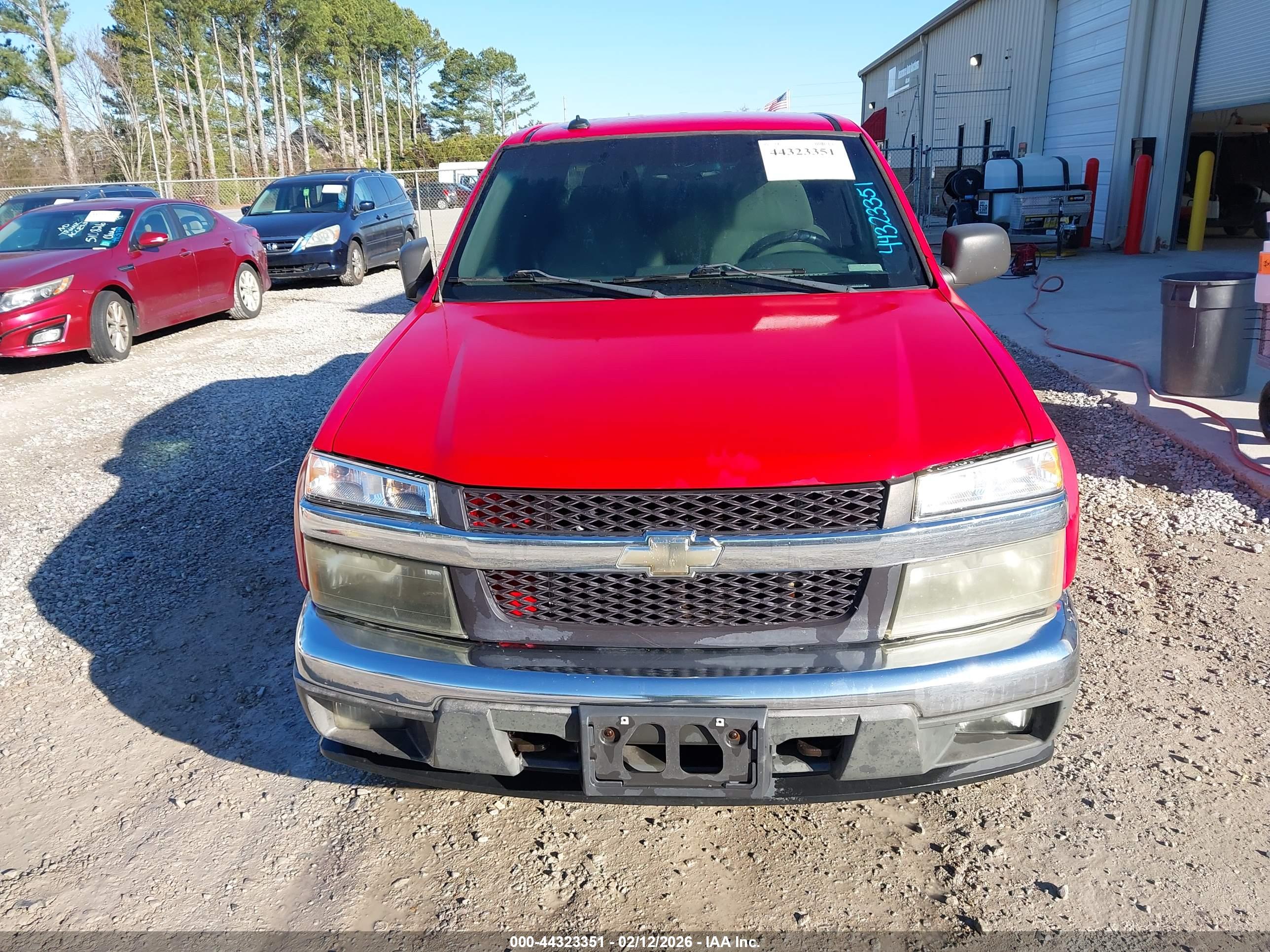 CHEVROLET COLORADO image 6