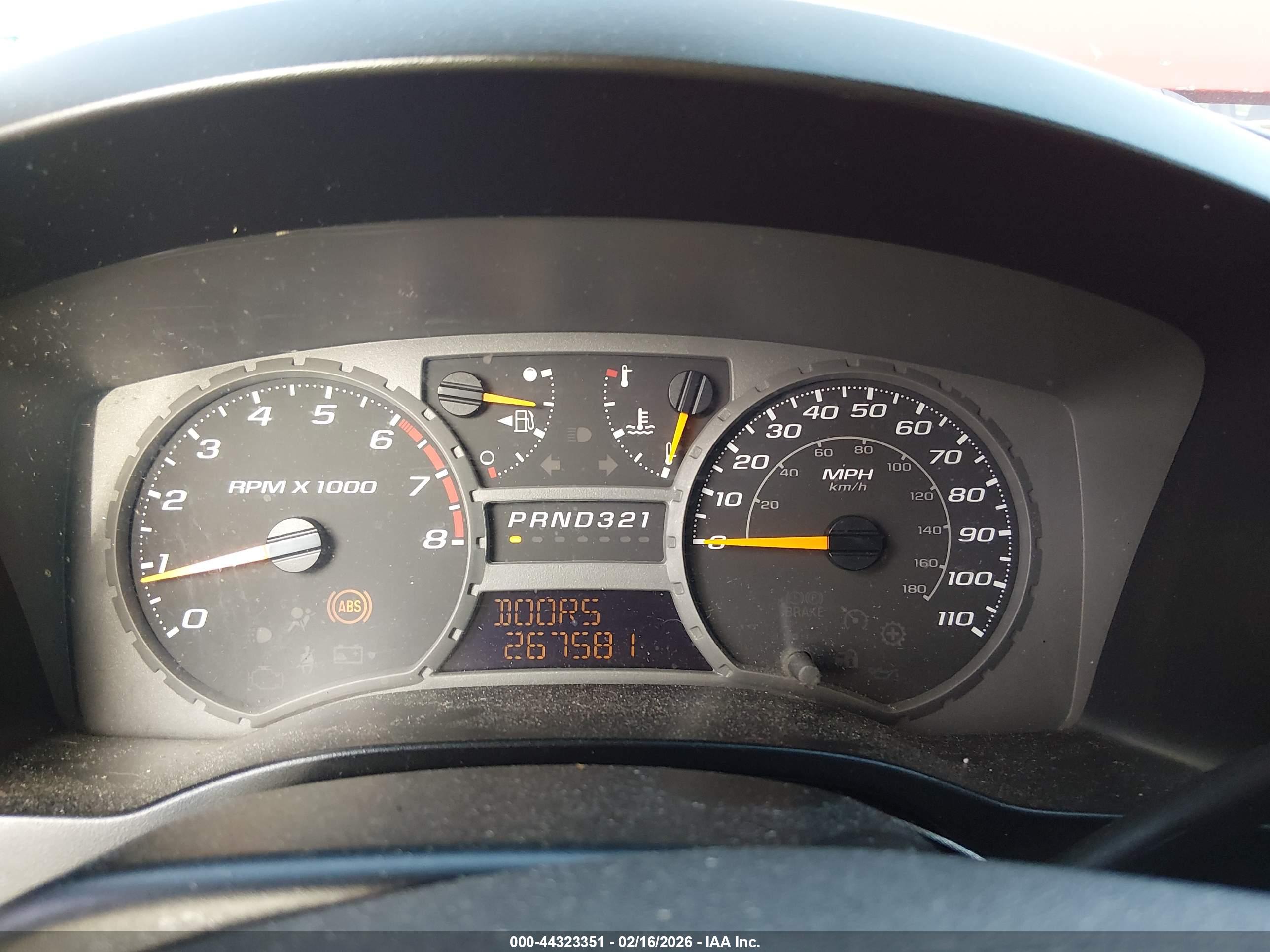 CHEVROLET COLORADO image 7