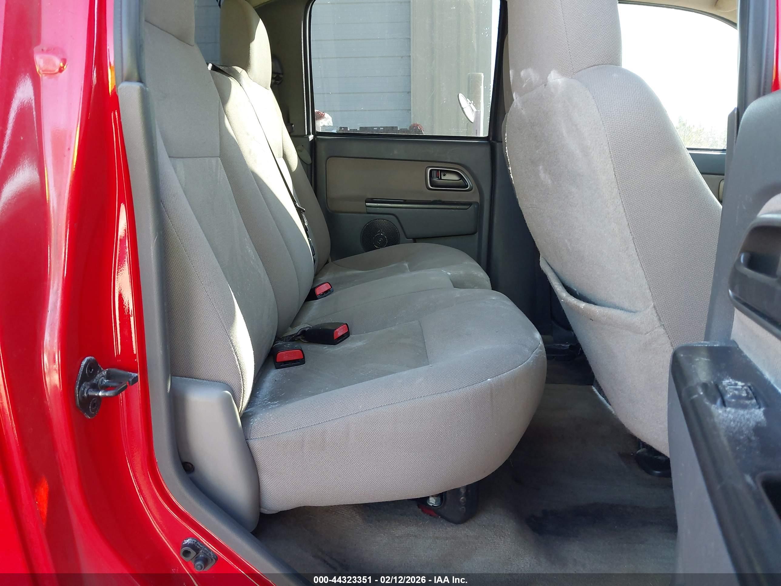 CHEVROLET COLORADO image 8